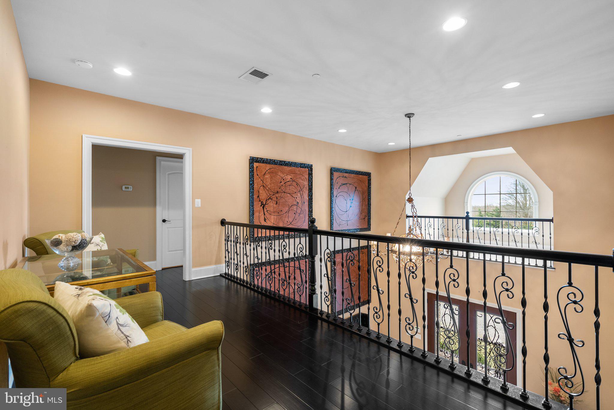 GLEN MILL KNOLLS - Residential