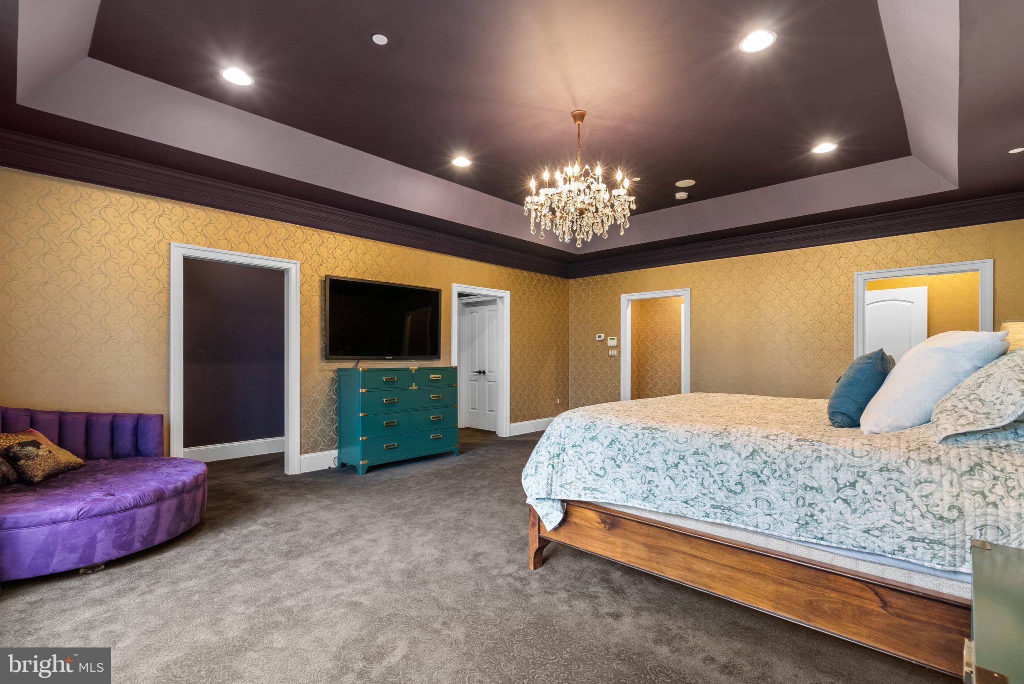 GLEN MILL KNOLLS - Residential