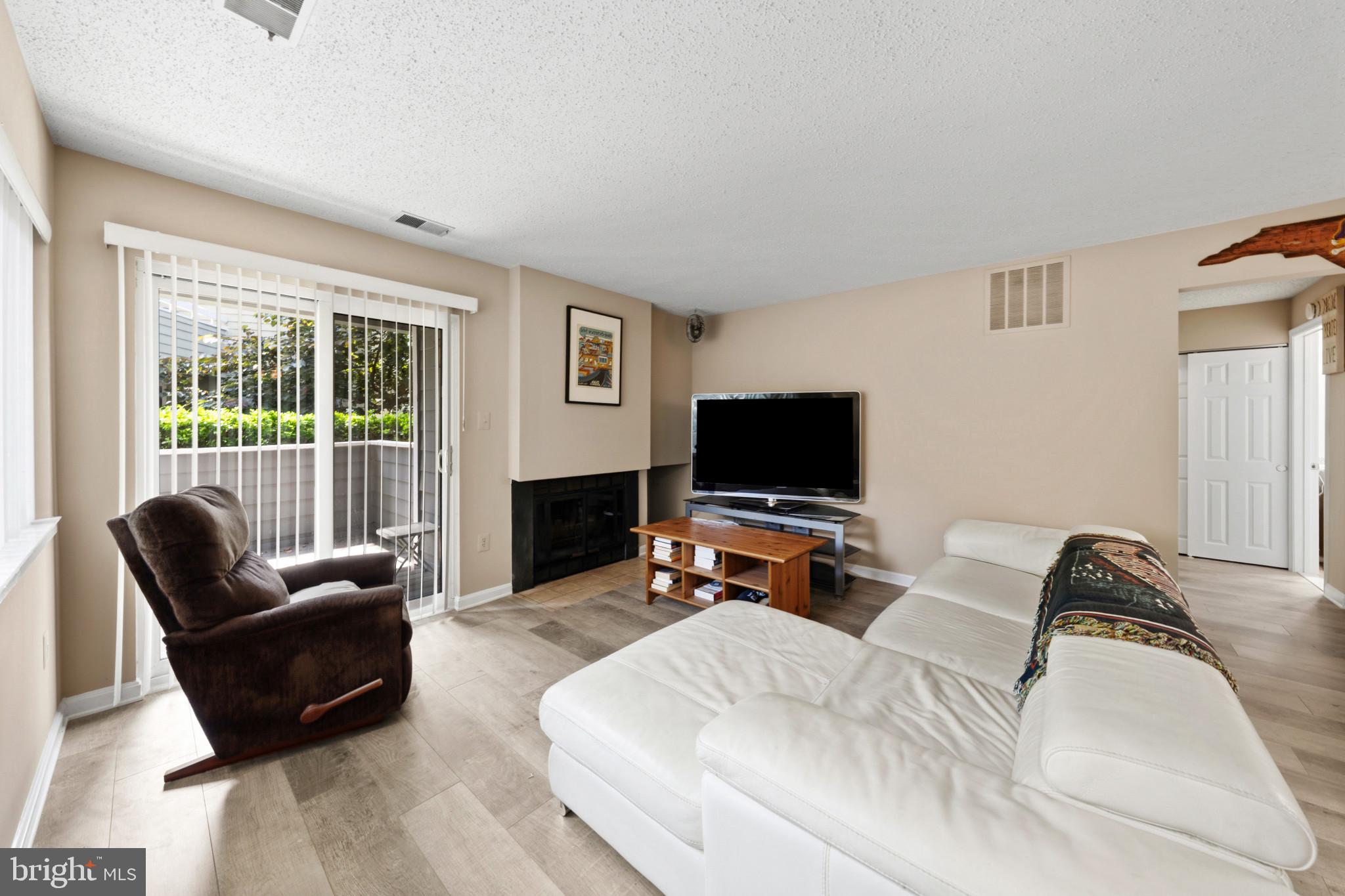 1904 VILLARIDGE DRIVE A