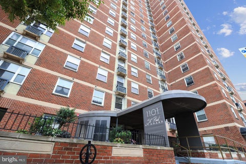 Condo For Rent - 1101 Saint Paul Street #1611<br/> BALTIMORE, MD 21202