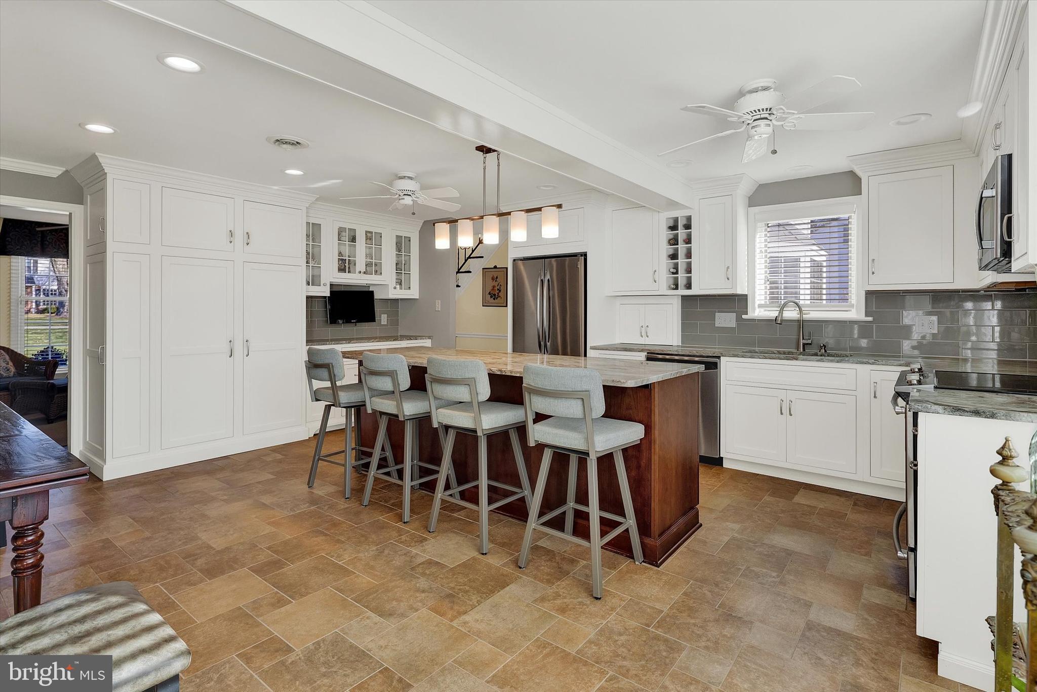 WHITFORD HILLS - Residential