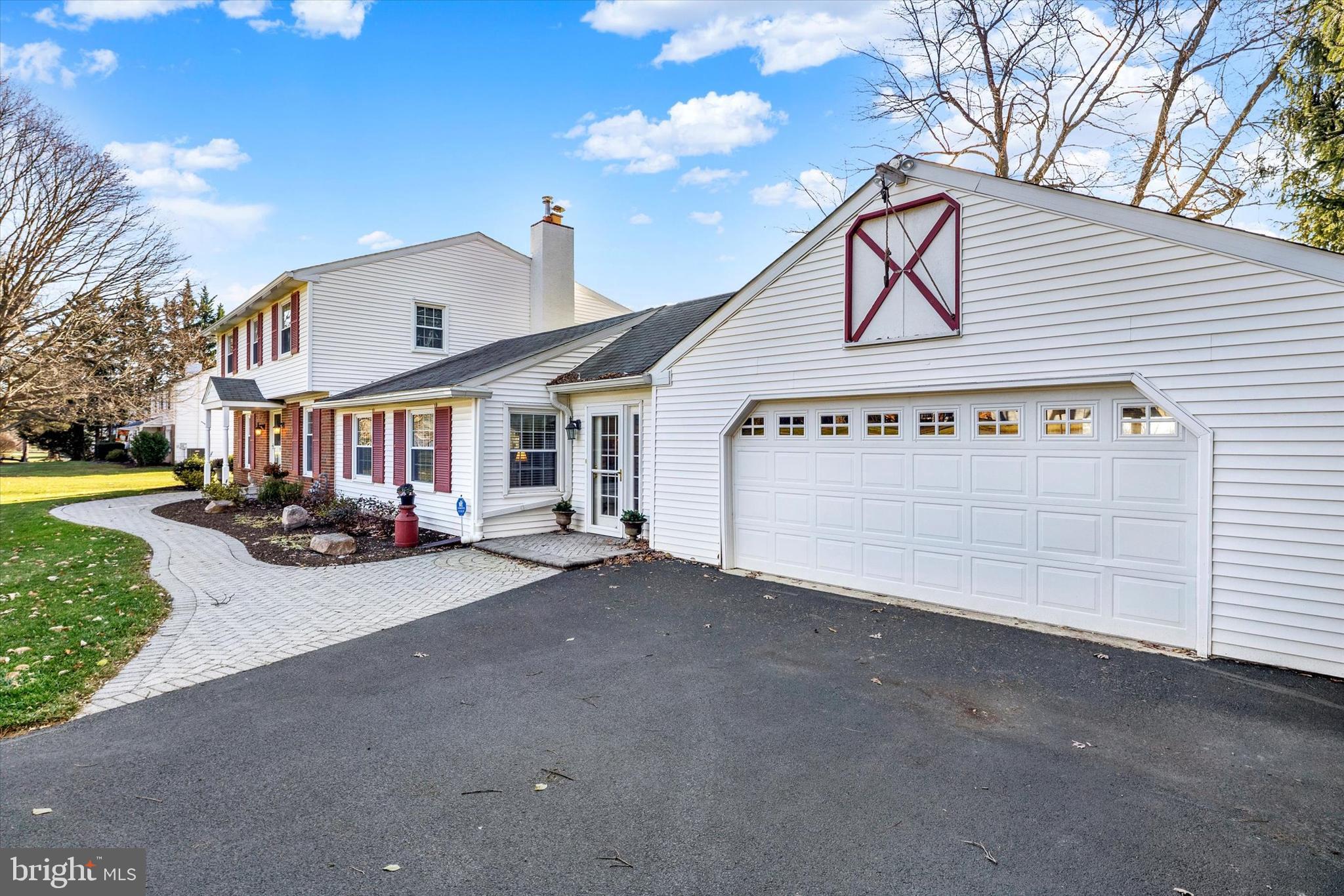 WHITFORD HILLS - Residential