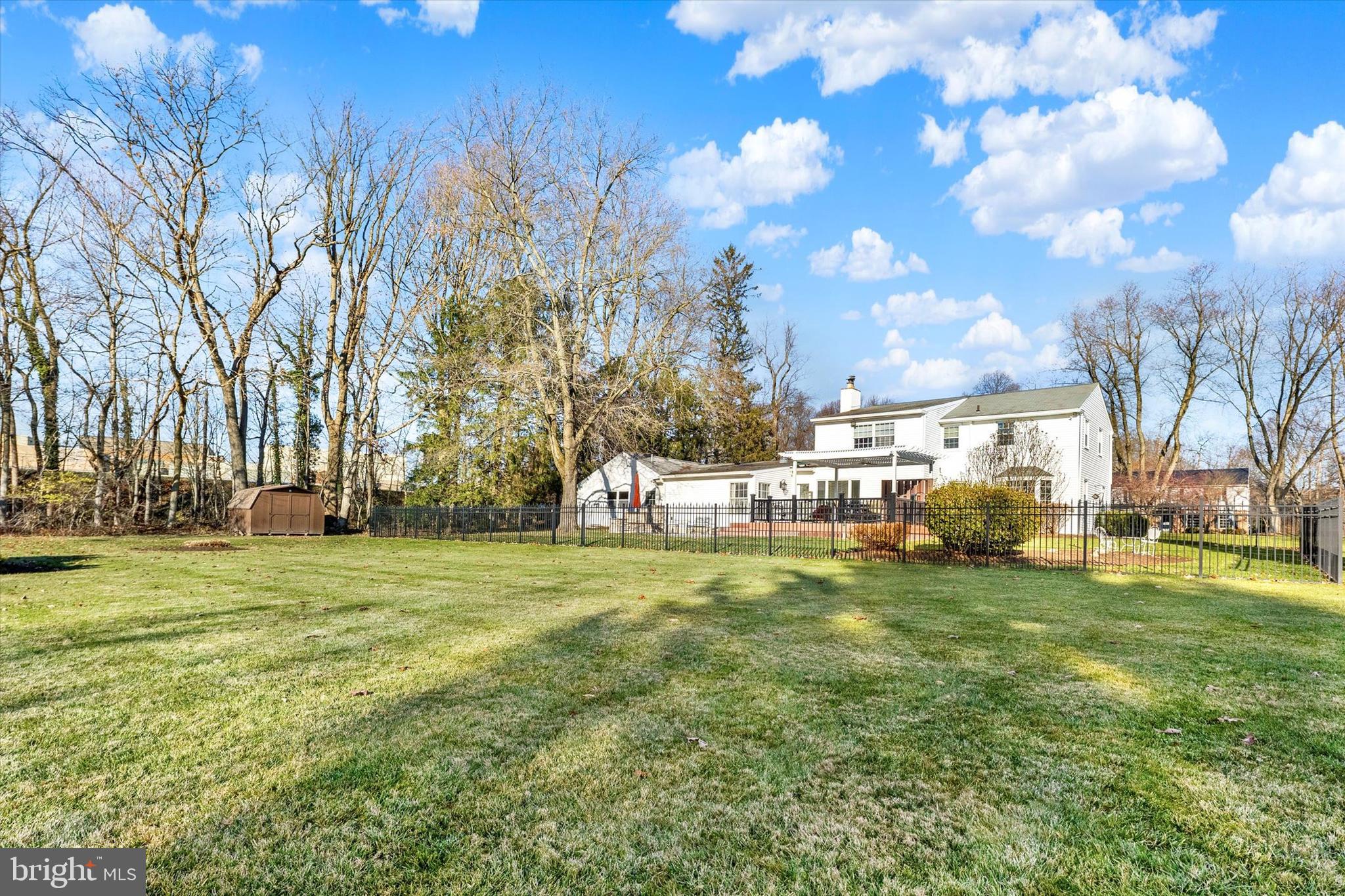 WHITFORD HILLS - Residential