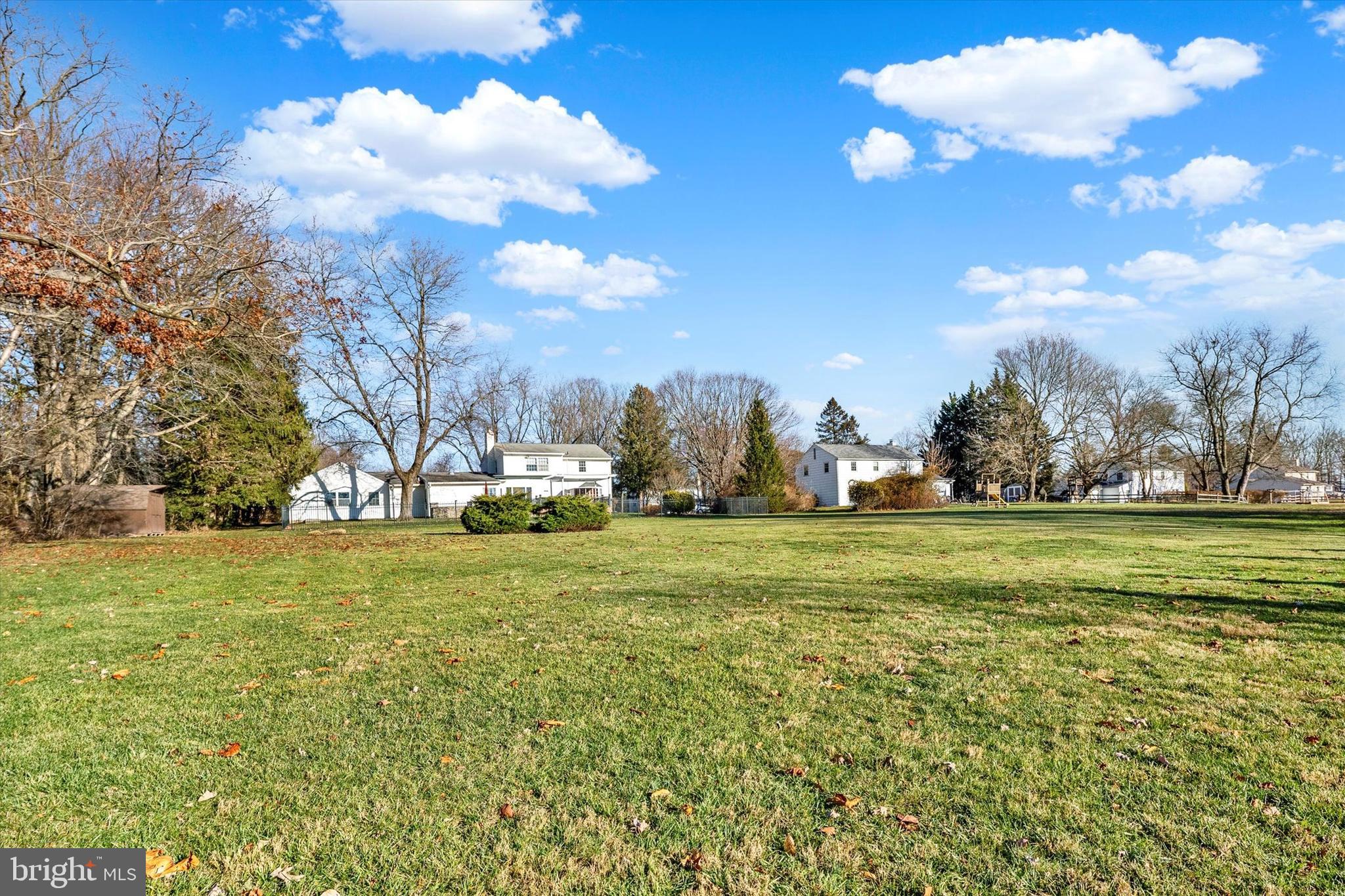 WHITFORD HILLS - Residential