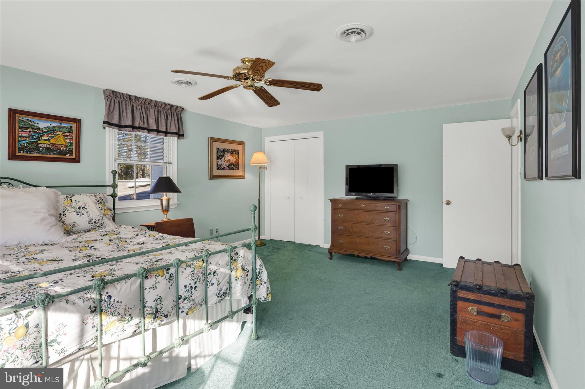 WHITFORD HILLS - Residential