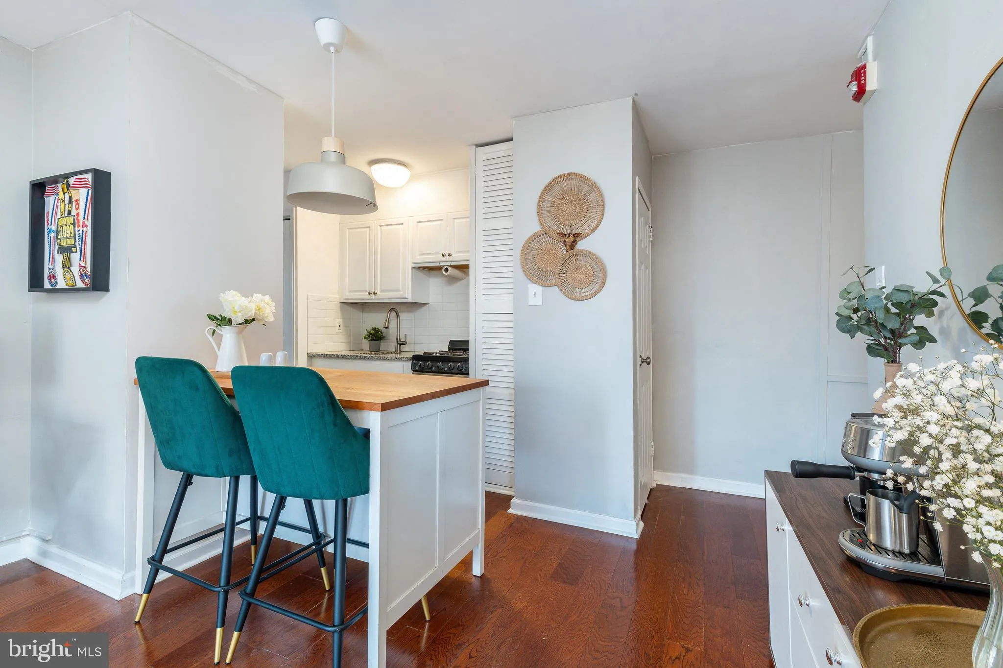 Philadelphia, Pennsylvania 19103, United States, 1 Bedroom Bedrooms, ,1 BathroomBathrooms,Residential,Active,148161