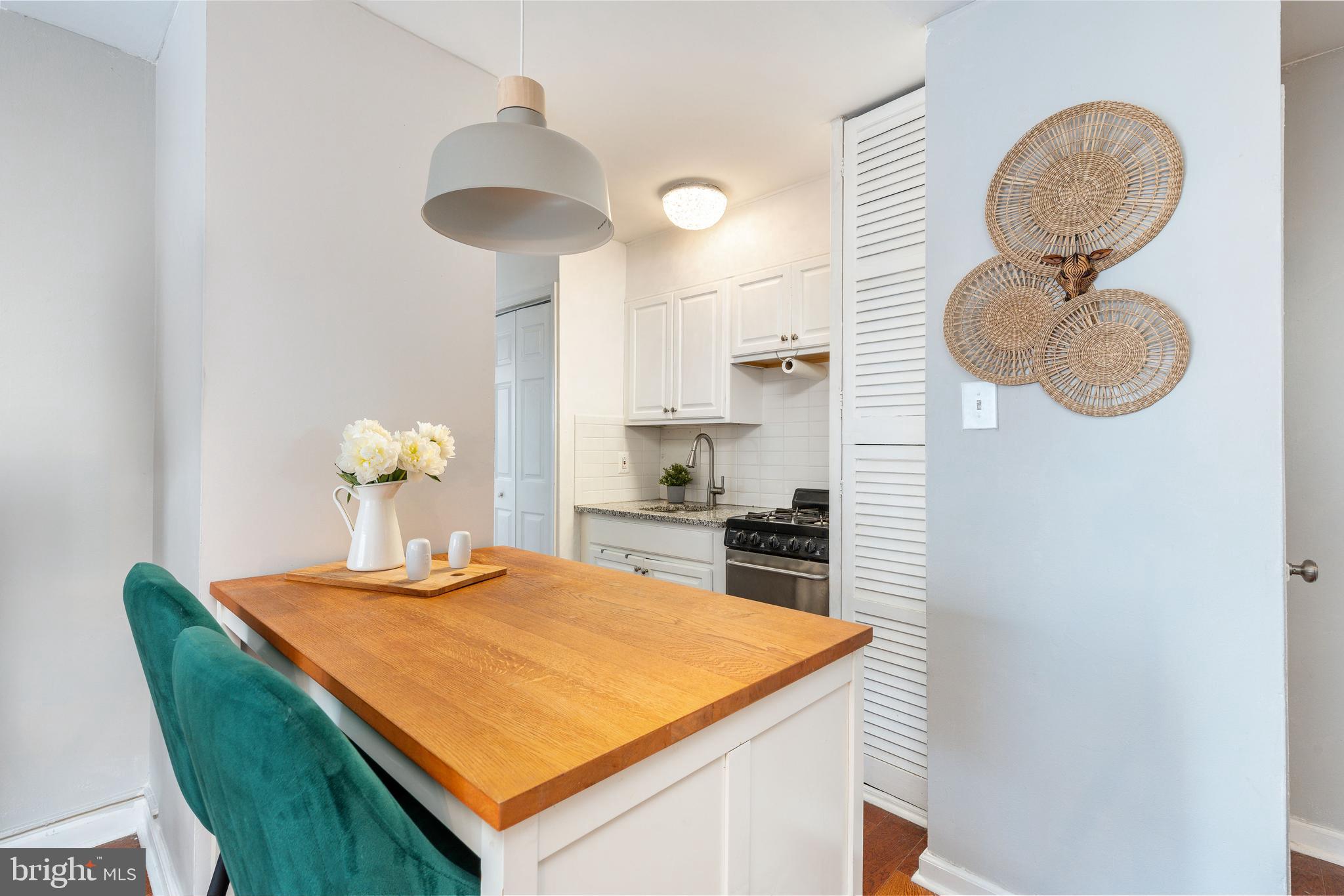 RITTENHOUSE SQUARE - Residential