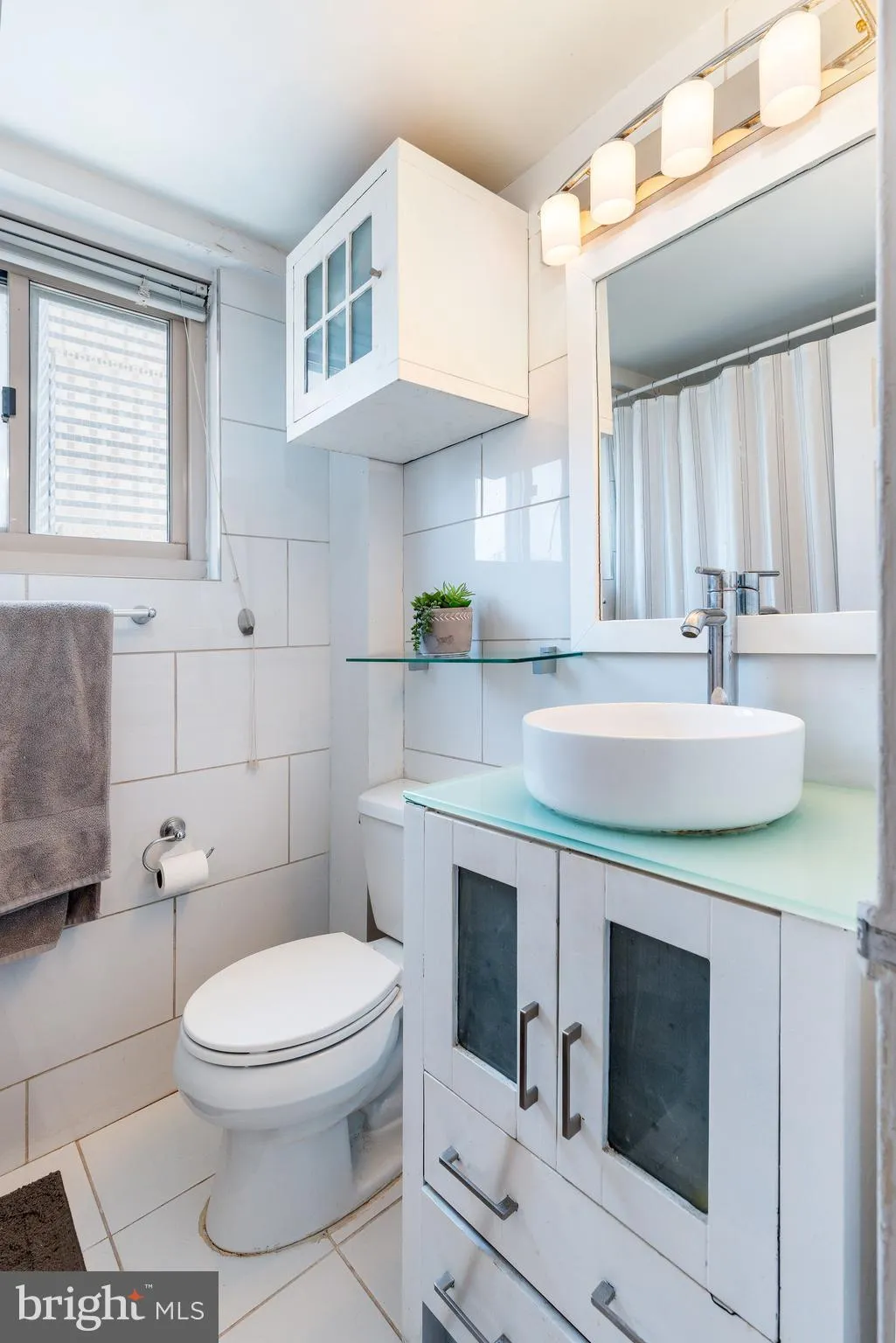 Philadelphia, Pennsylvania 19103, United States, 1 Bedroom Bedrooms, ,1 BathroomBathrooms,Residential,Active,148161