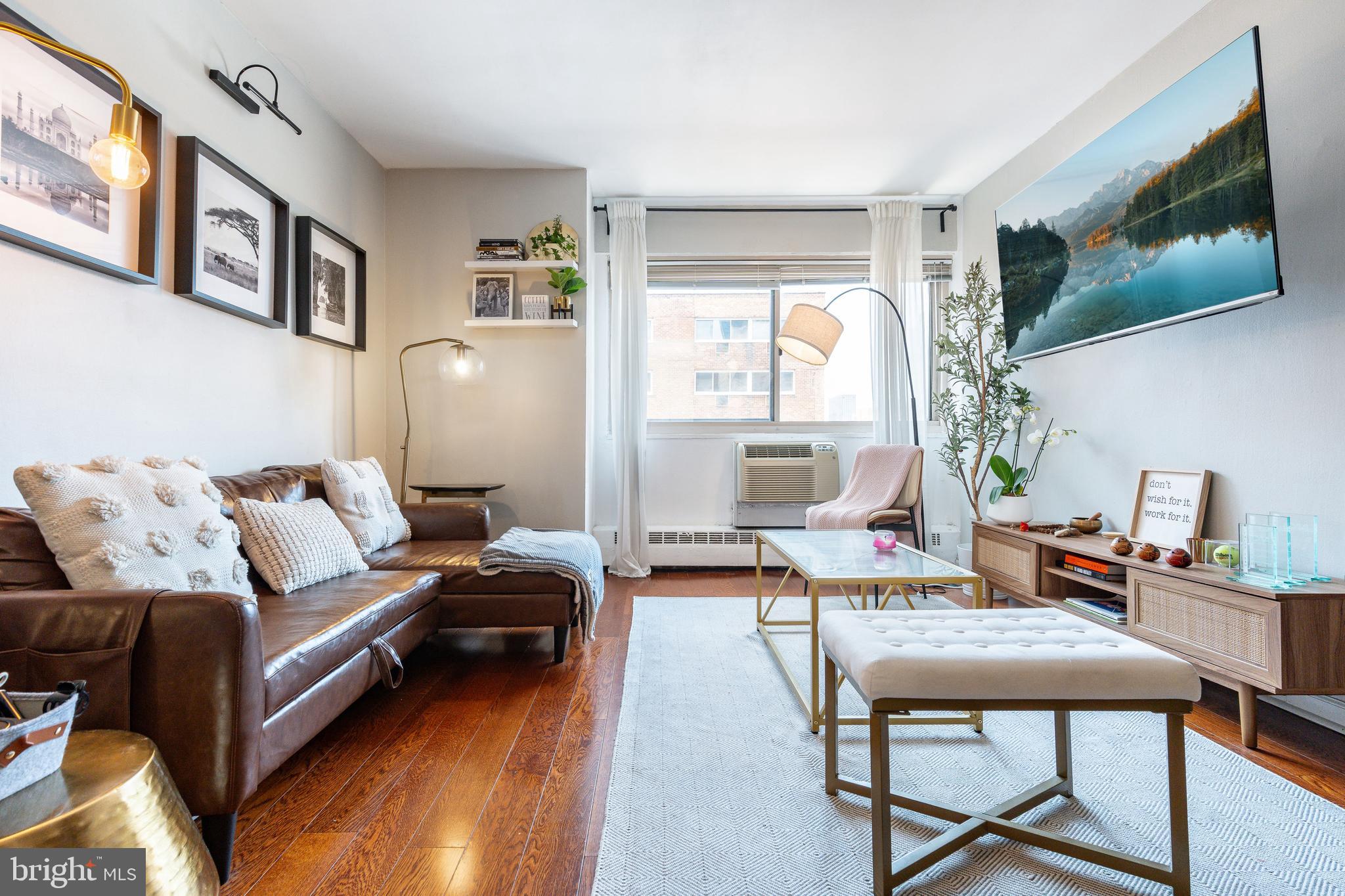 RITTENHOUSE SQUARE - Residential