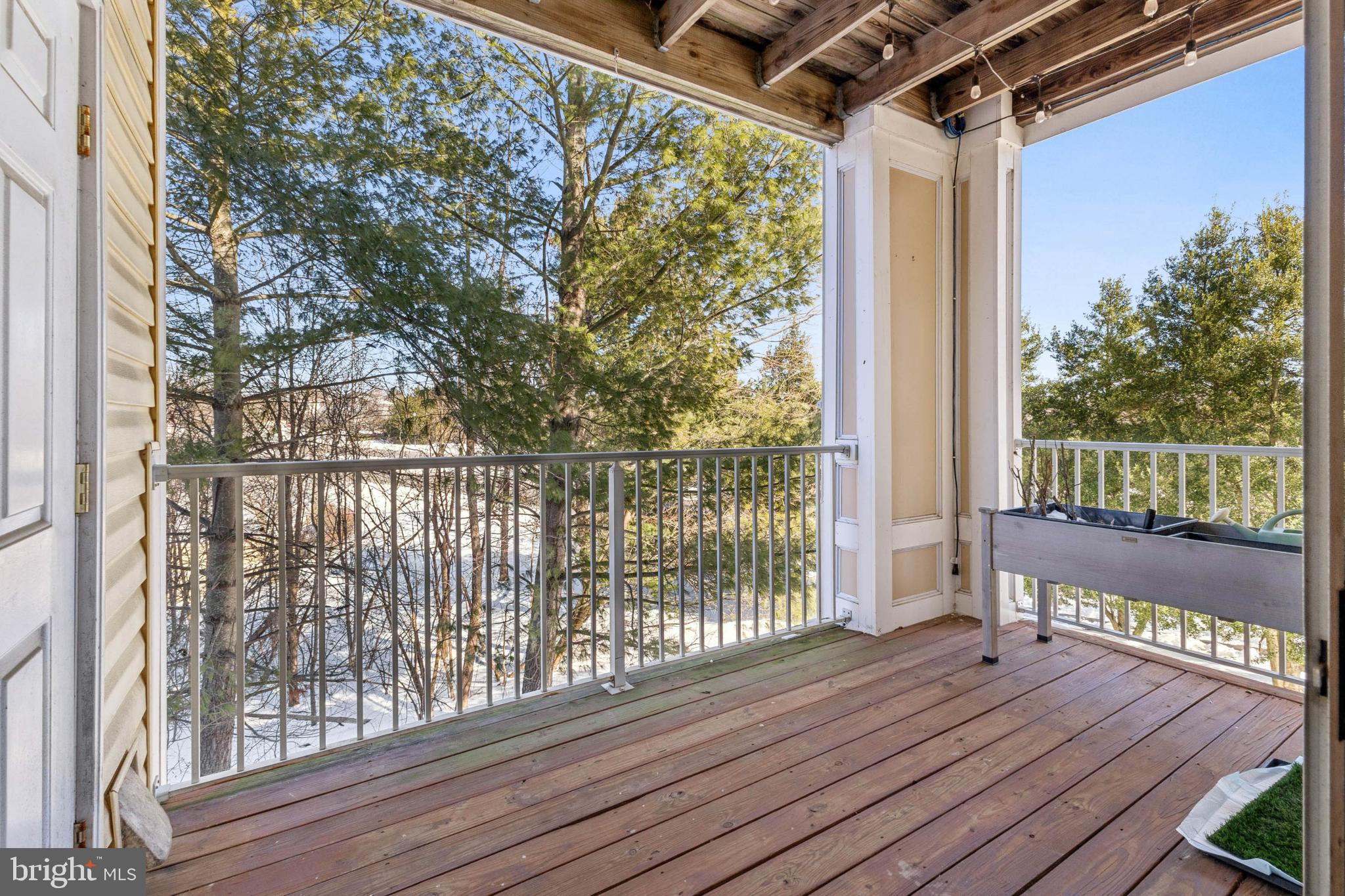 ASHBURN FARM - Residential