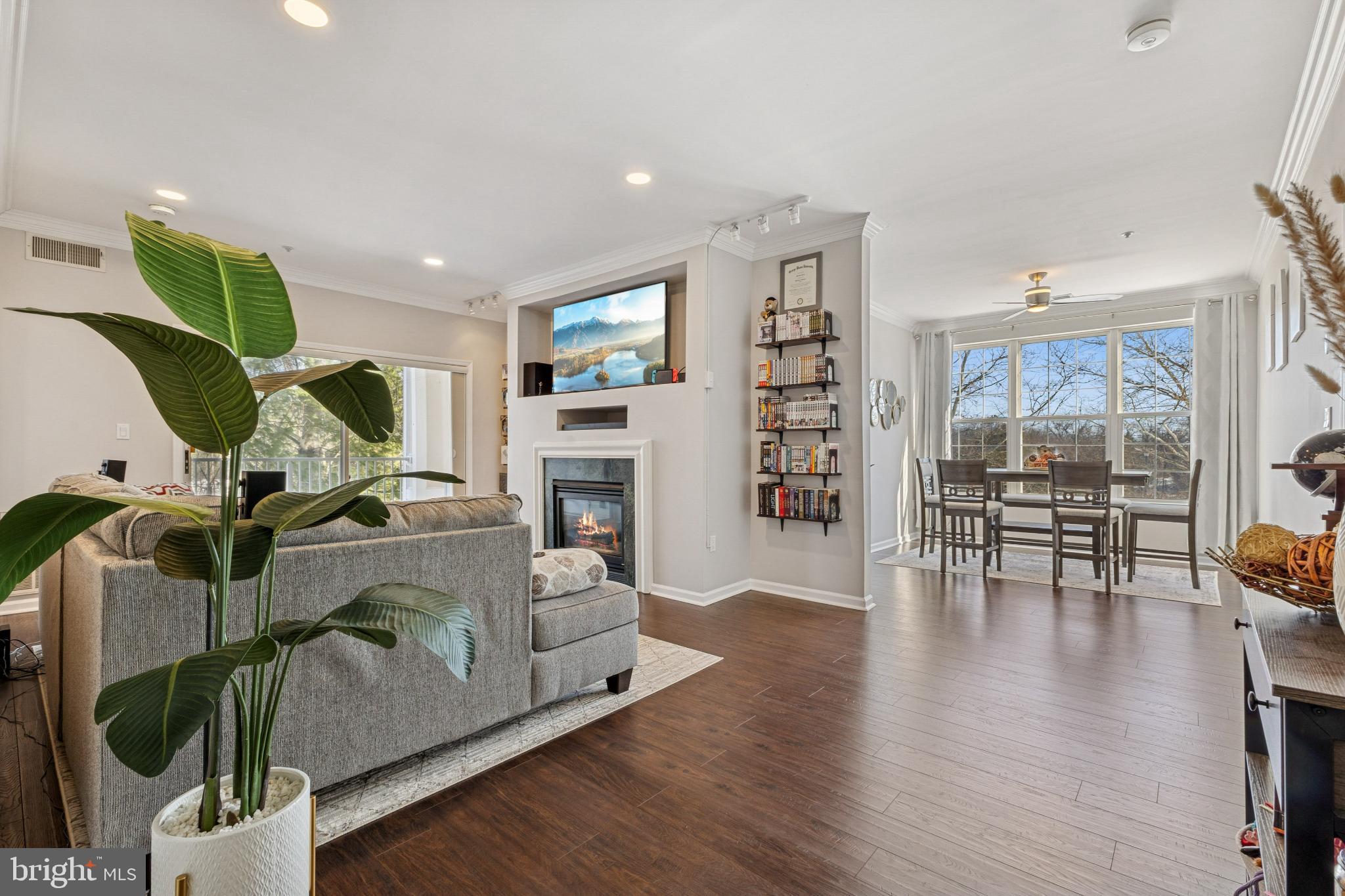 43302 MARYMOUNT TERRACE 203