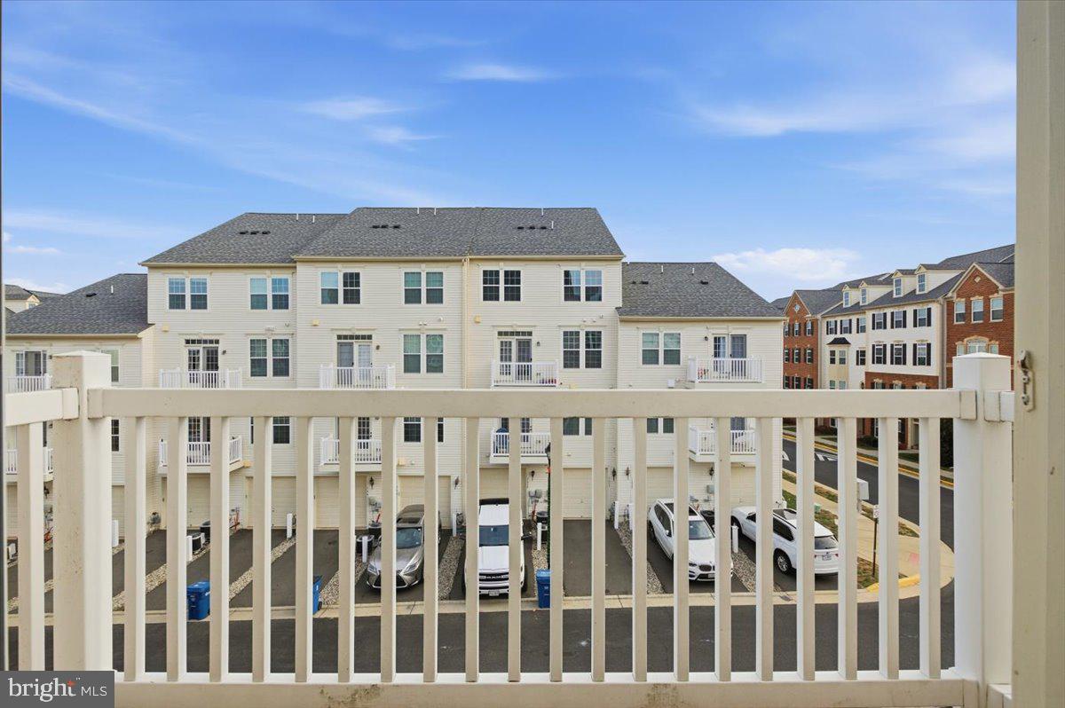 SOMERSET CONDO - Residential Lease