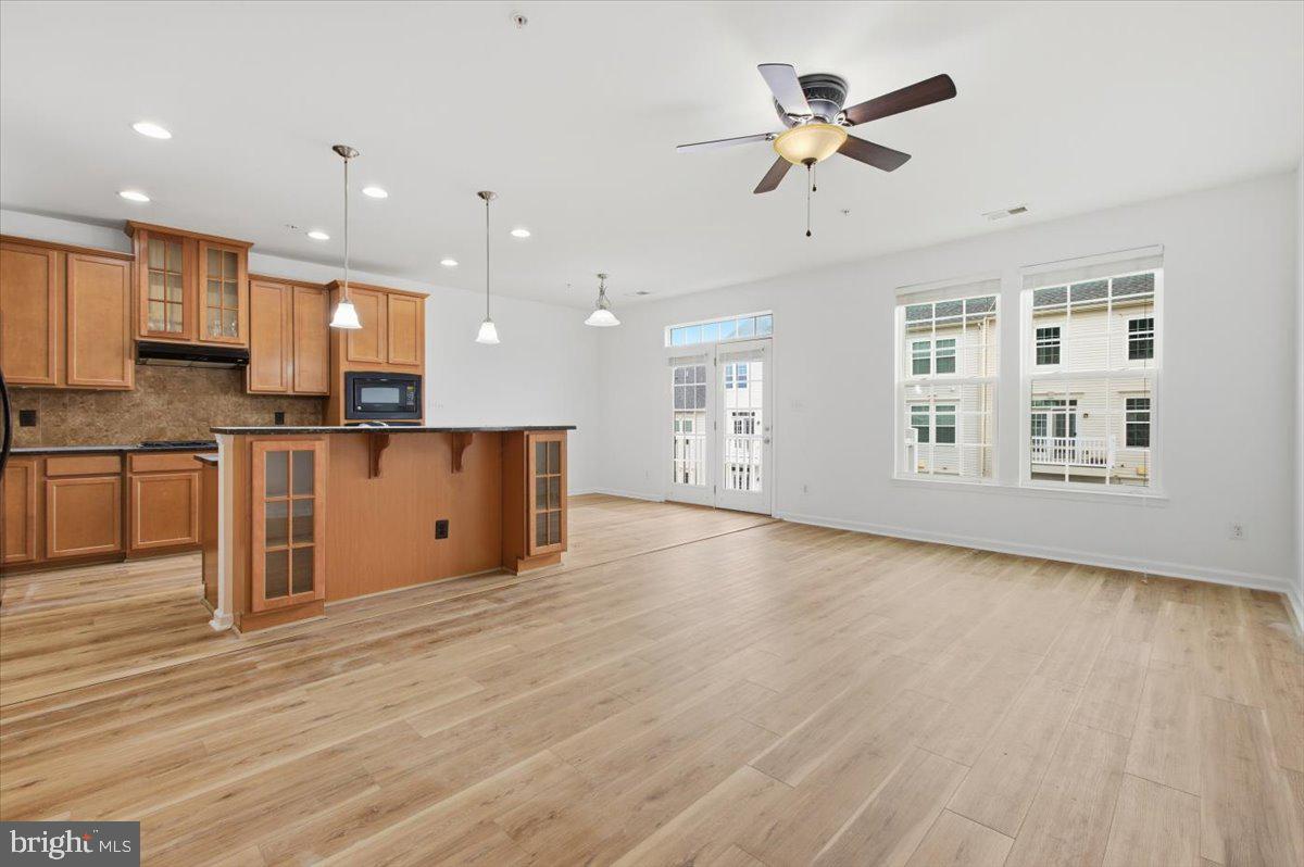 SOMERSET CONDO - Residential Lease