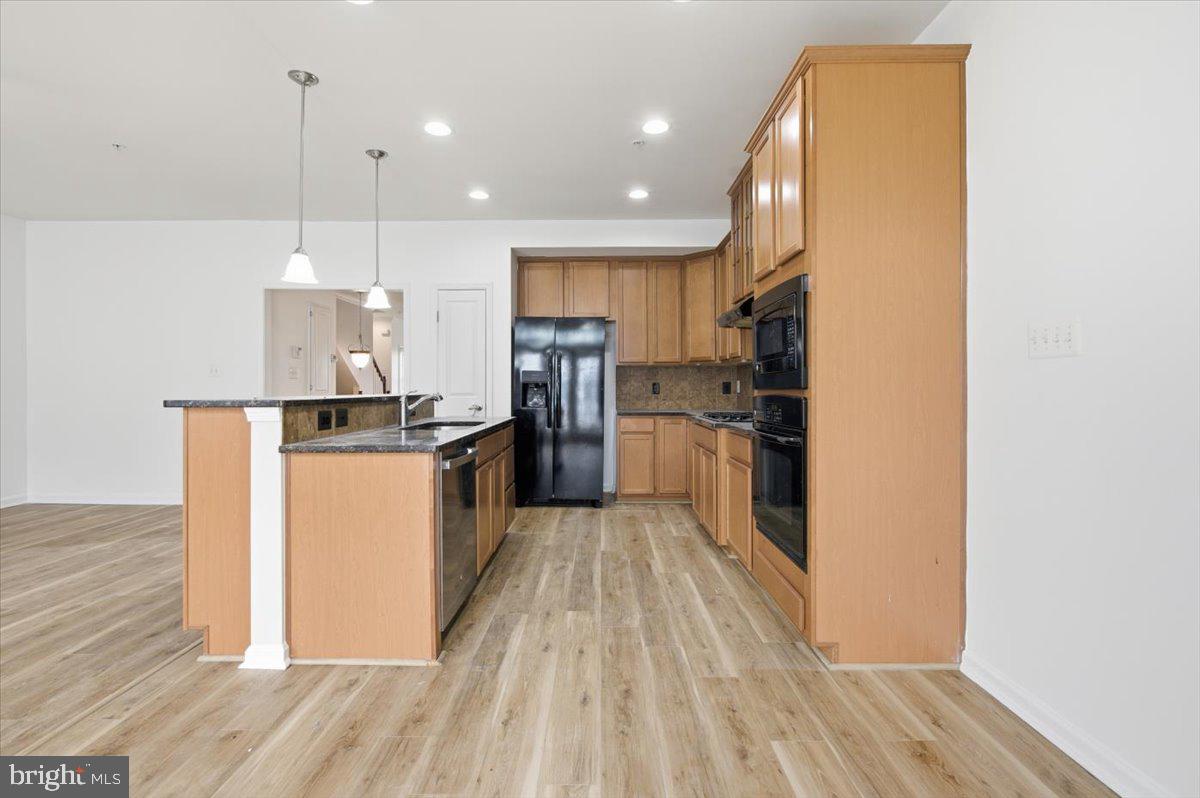 SOMERSET CONDO - Residential Lease