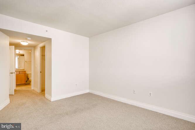 INNER HARBOR - Residential Lease