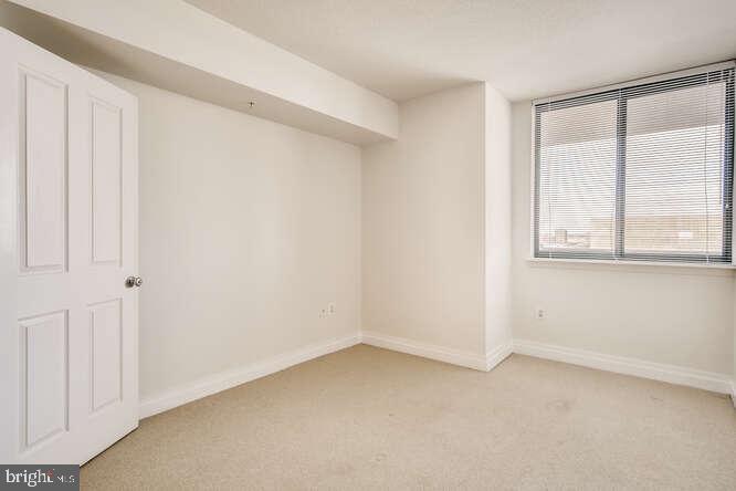 INNER HARBOR - Residential Lease