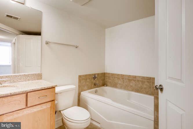 INNER HARBOR - Residential Lease