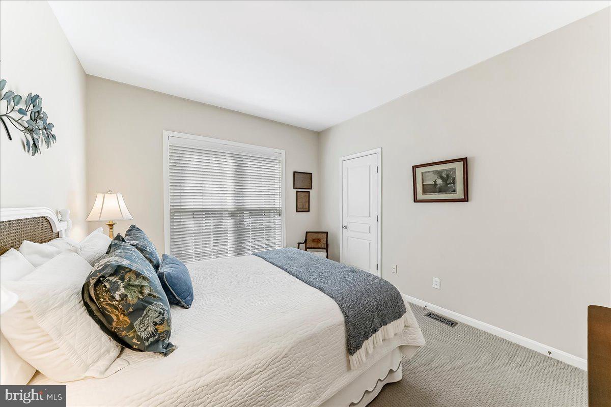 TRADITIONS AT LONG - Residential