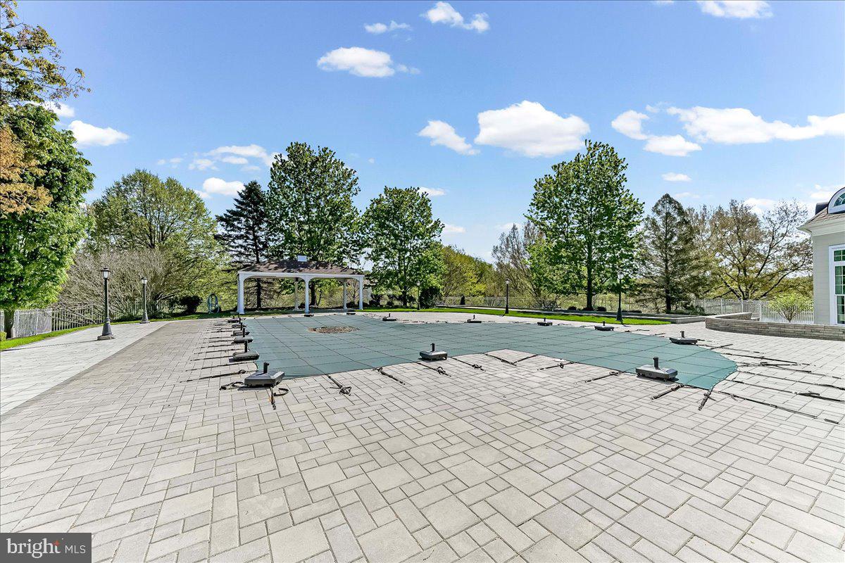 TRADITIONS AT LONG - Residential