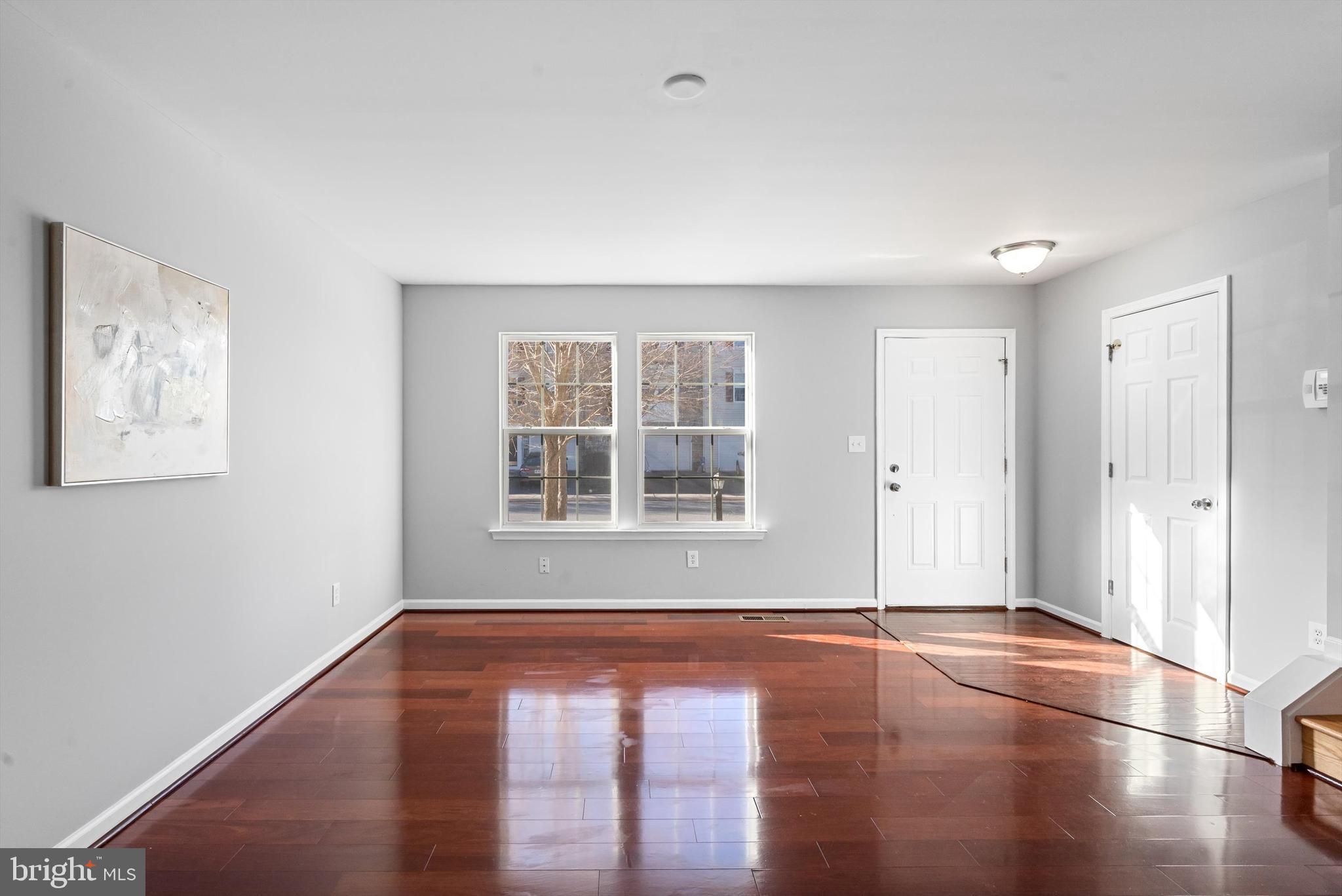 LAKELAND PLACE - Residential