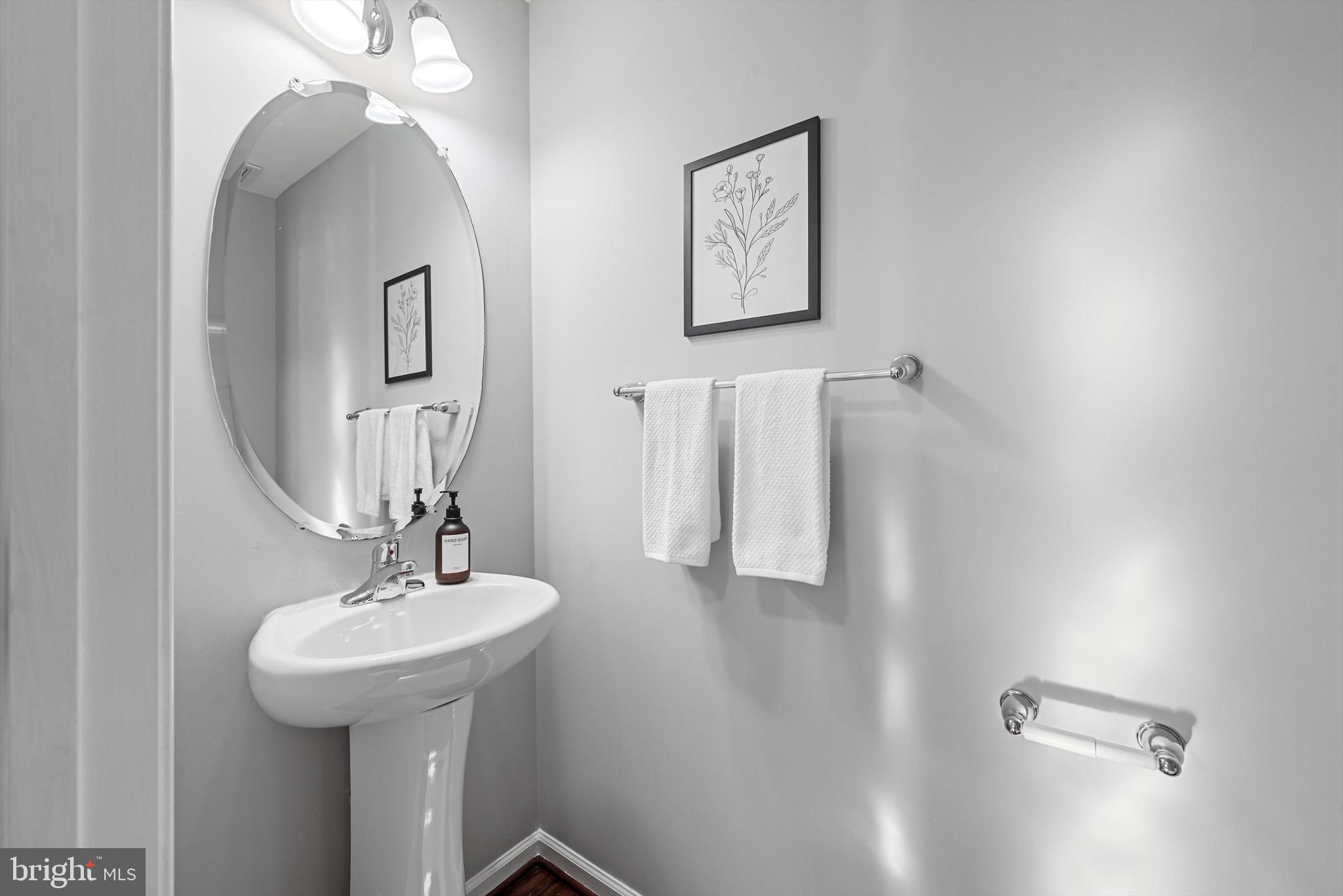 LAKELAND PLACE - Residential