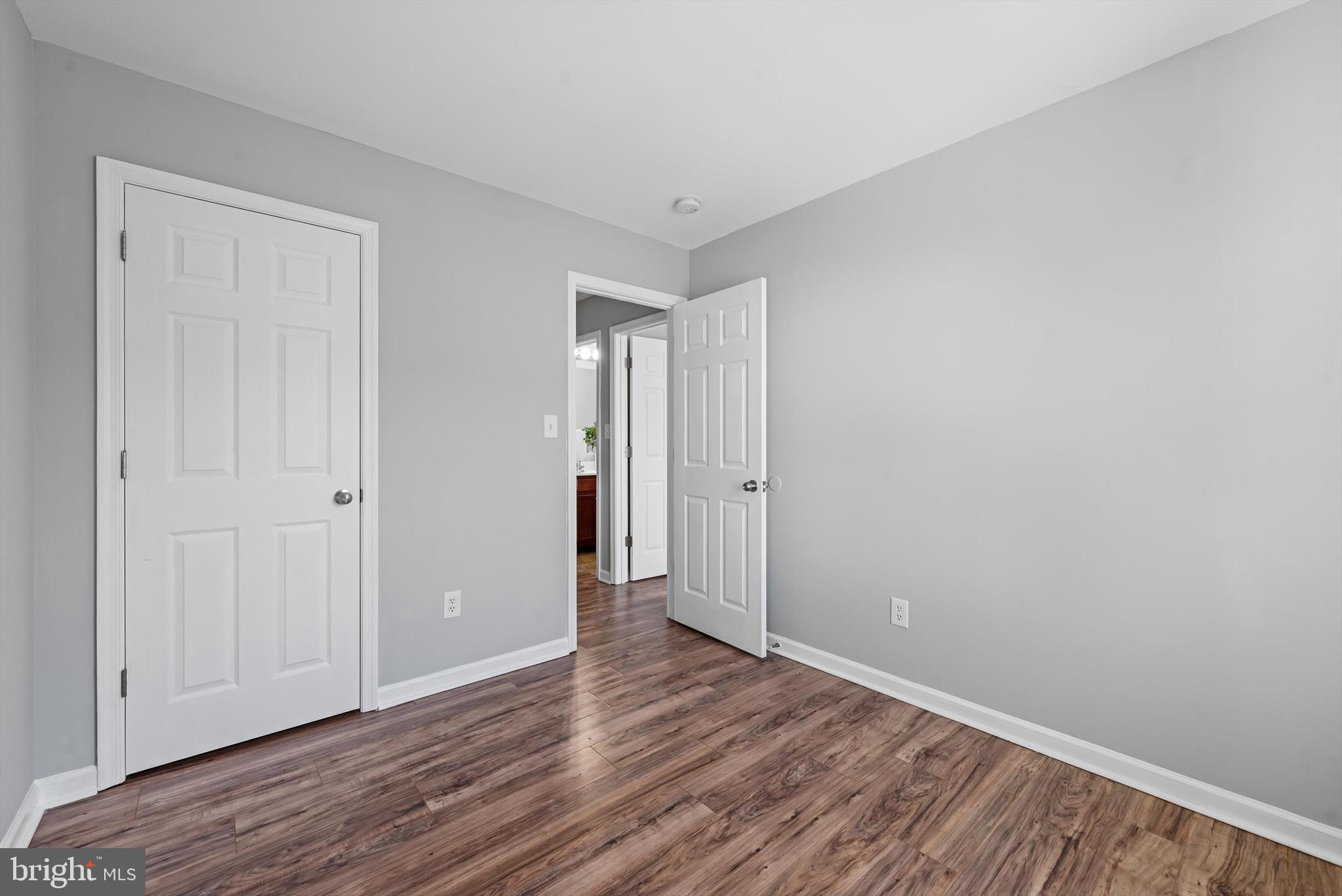 LAKELAND PLACE - Residential