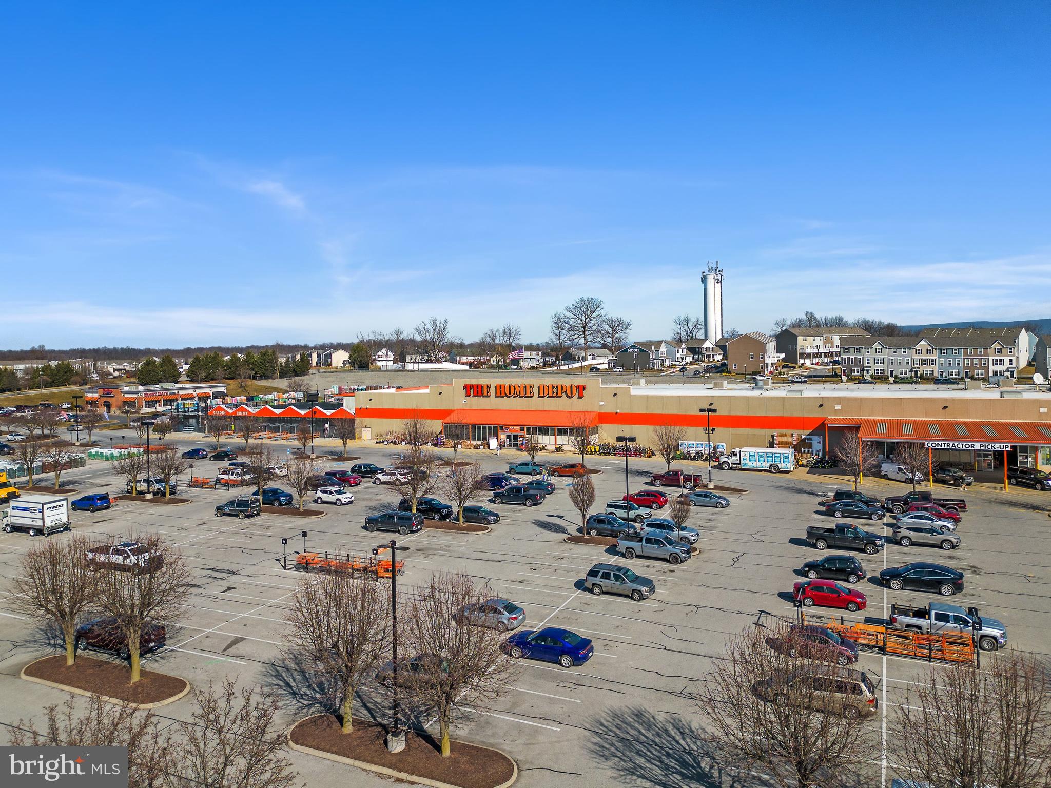 LAKELAND PLACE - Residential