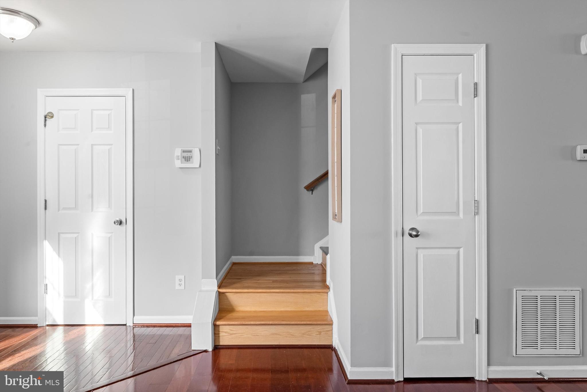 LAKELAND PLACE - Residential