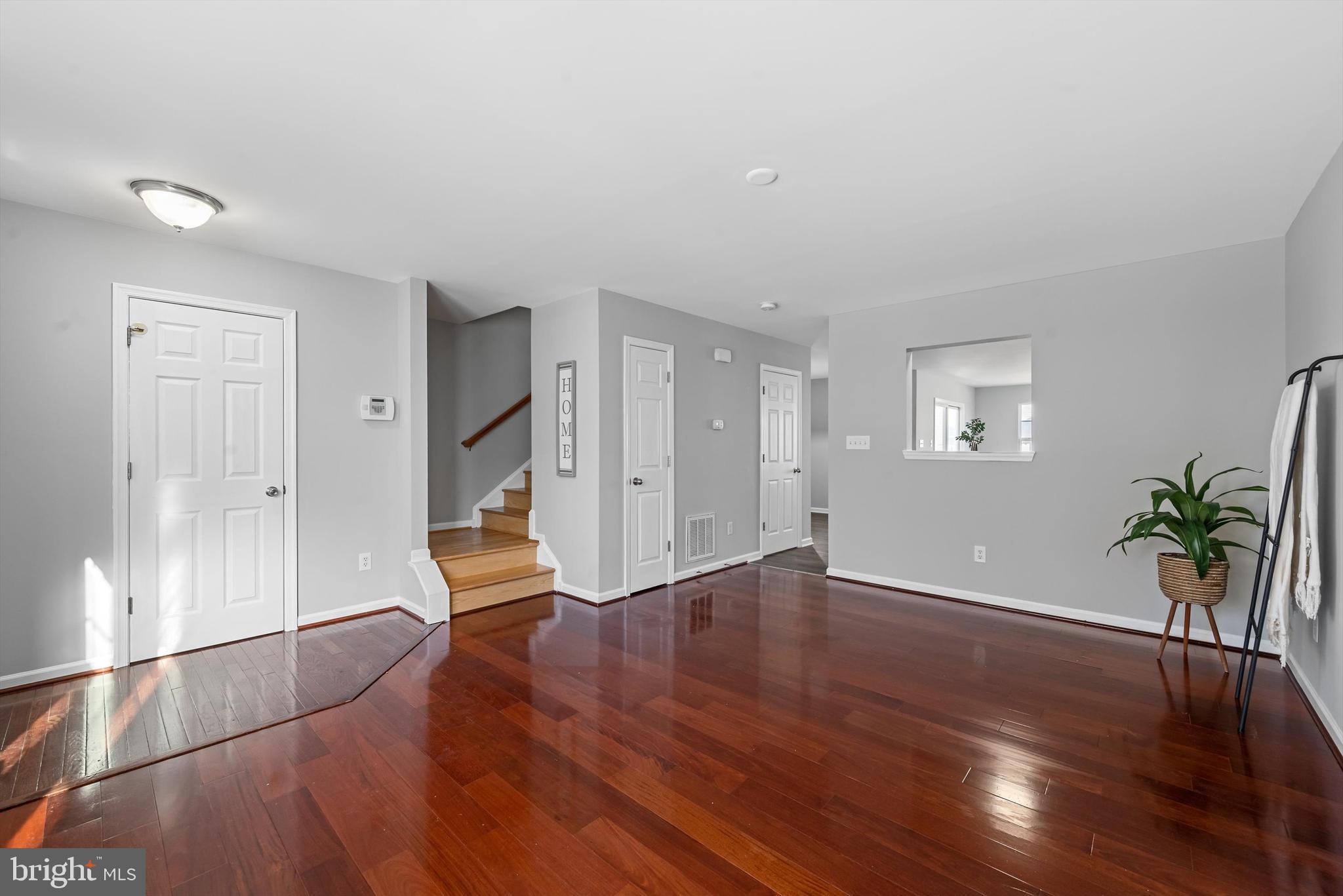 LAKELAND PLACE - Residential