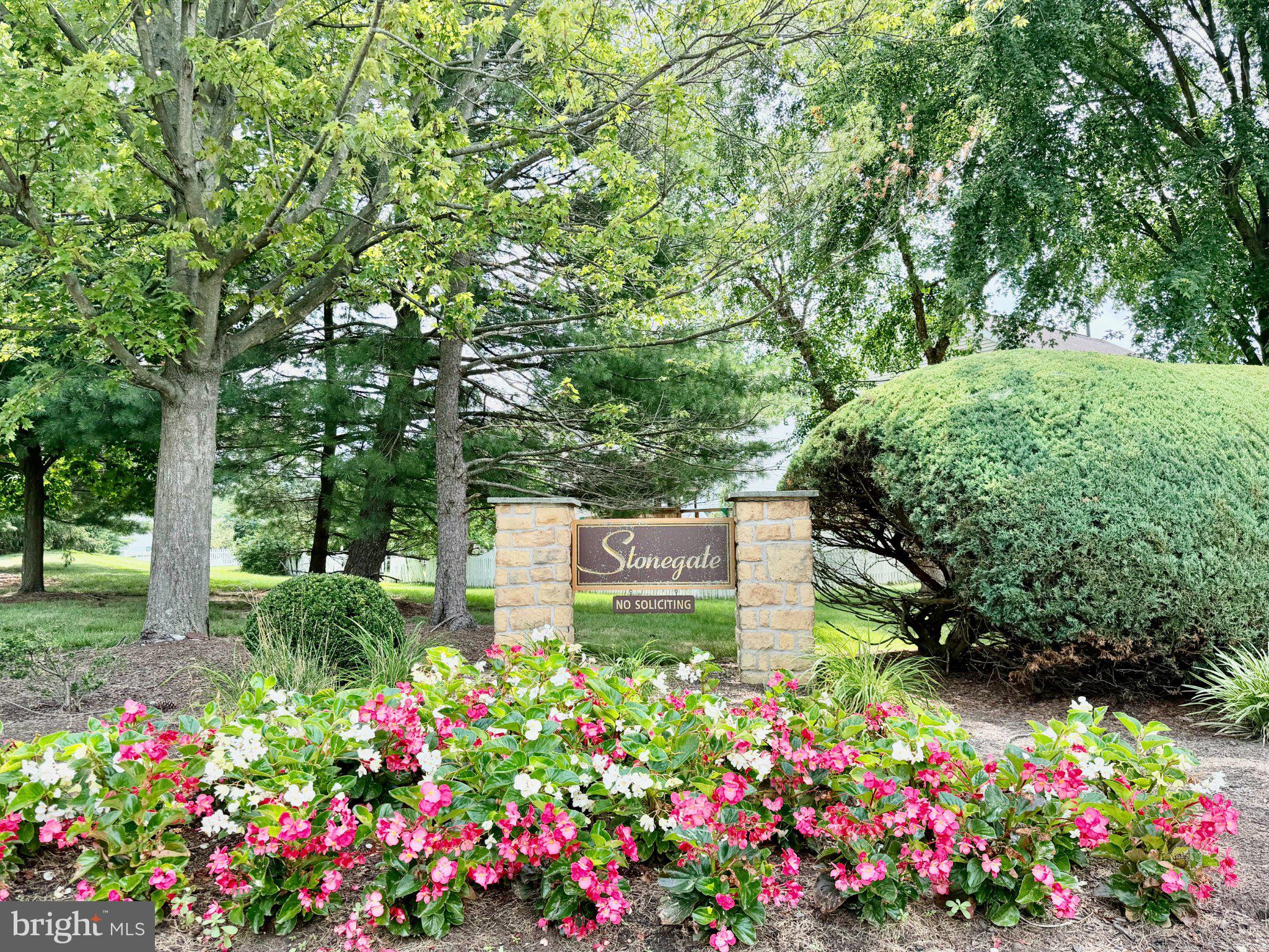 3 QUARRY COURT
