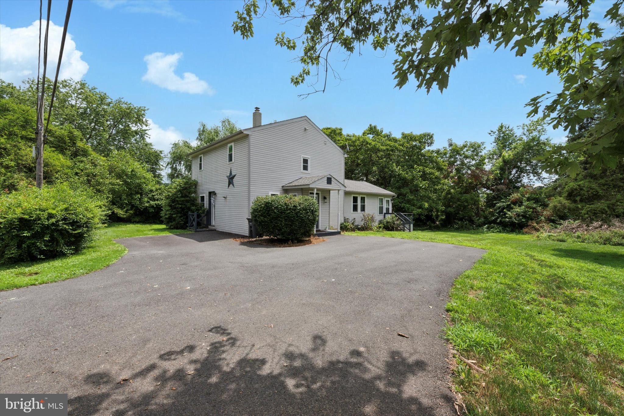 1265 W BALTIMORE PIKE