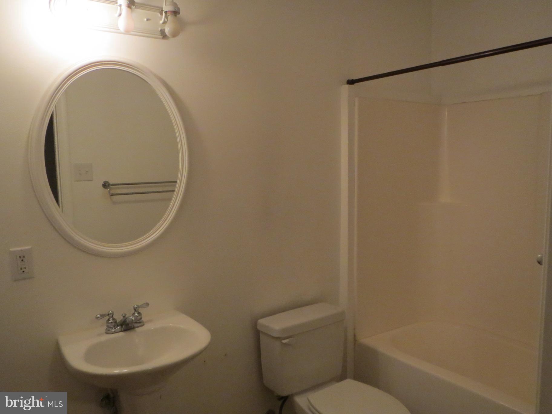 BAY RIDGE ESTATES - Residential Lease