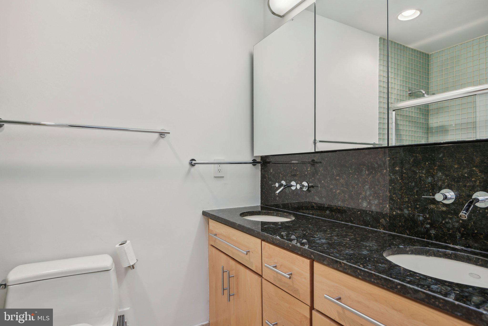 CARDEROCK SPRINGS - Residential