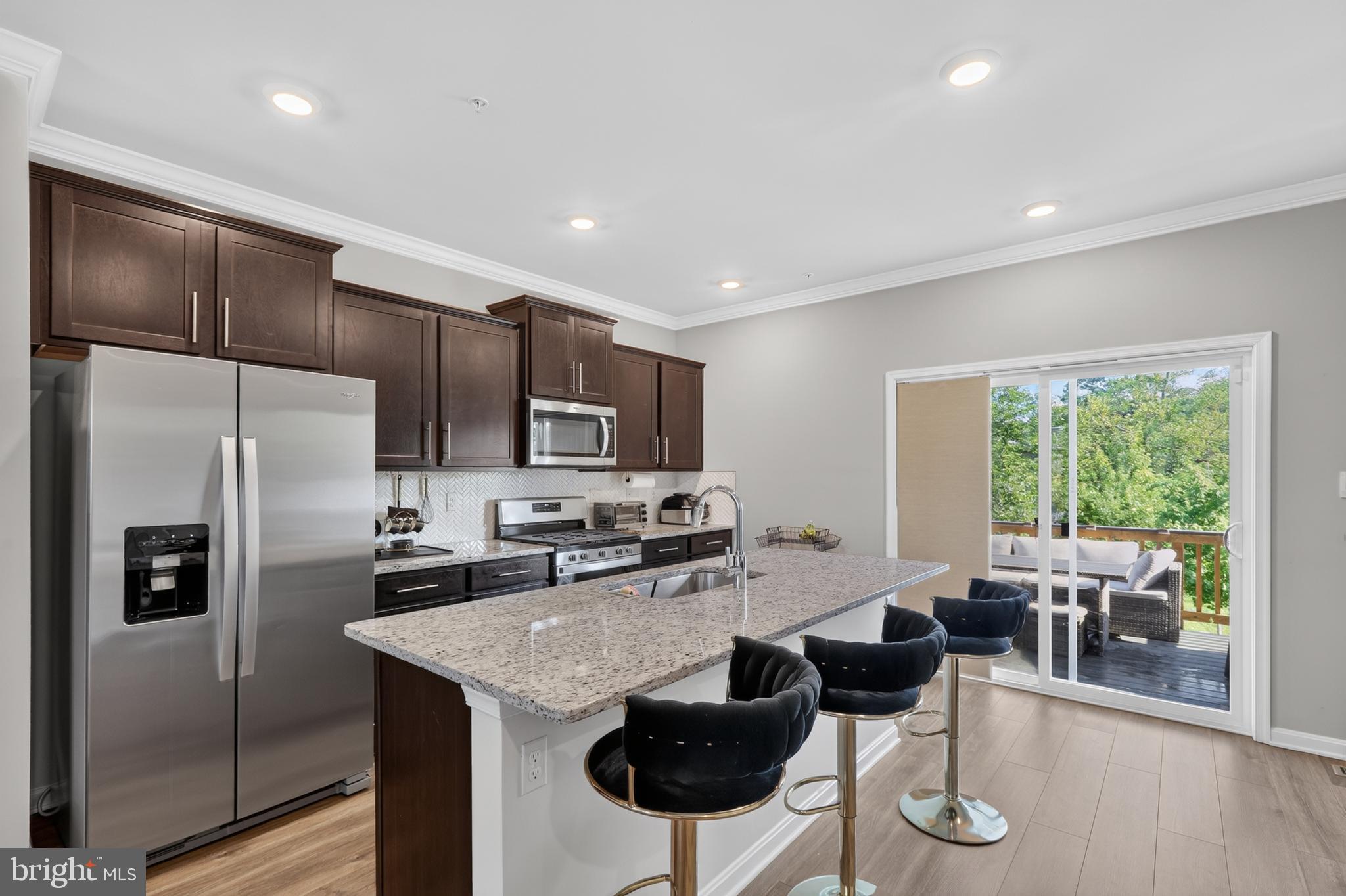 6624 BULLRUSH COURT
