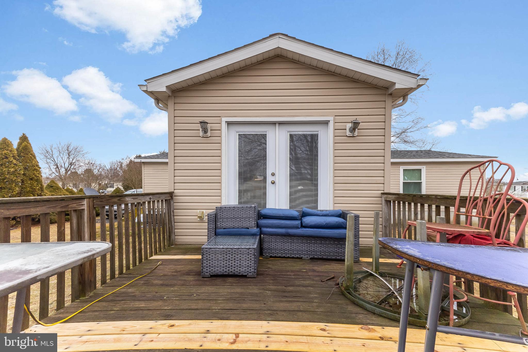 SANDY RIDGE - Residential