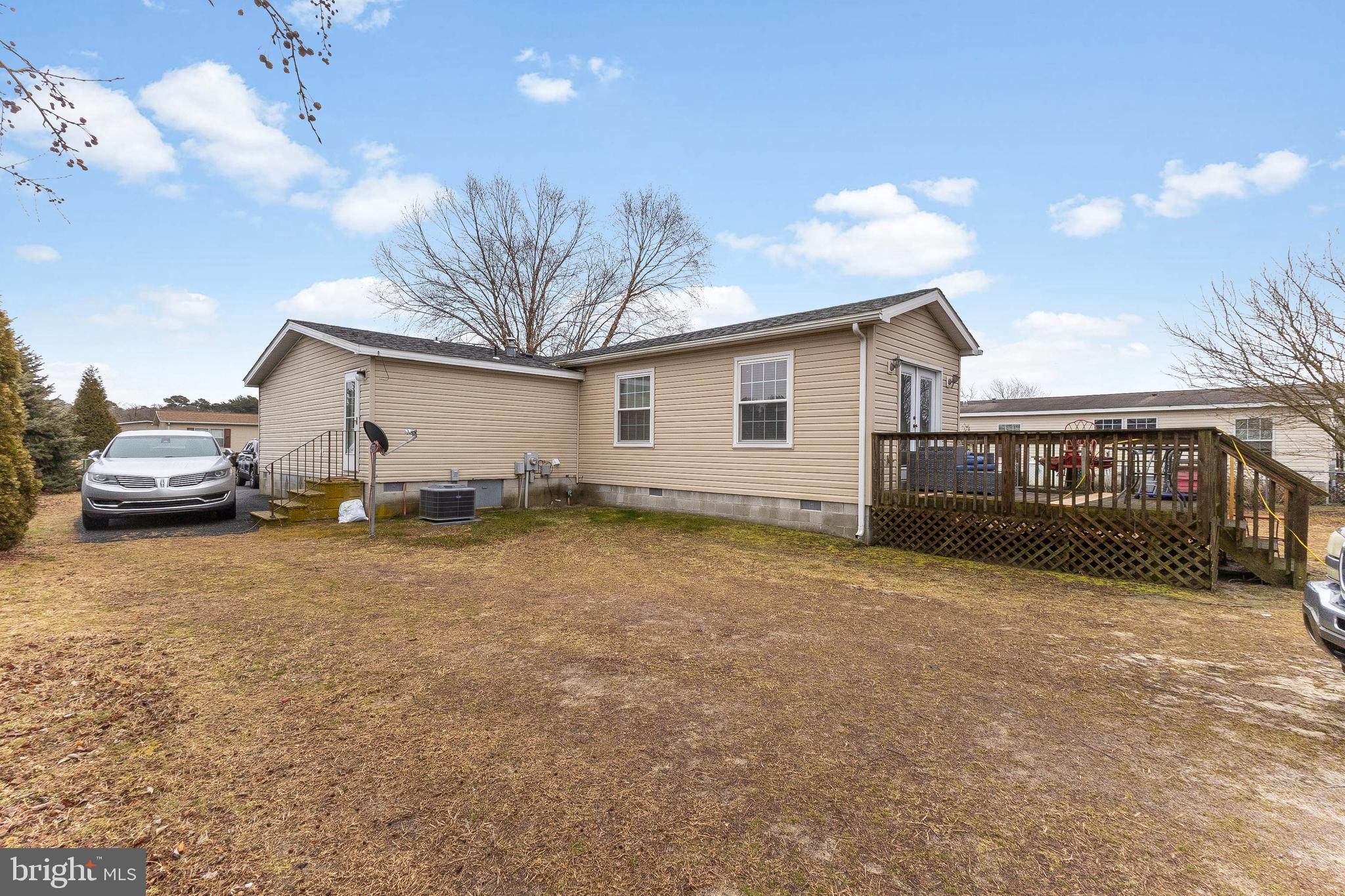 SANDY RIDGE - Residential