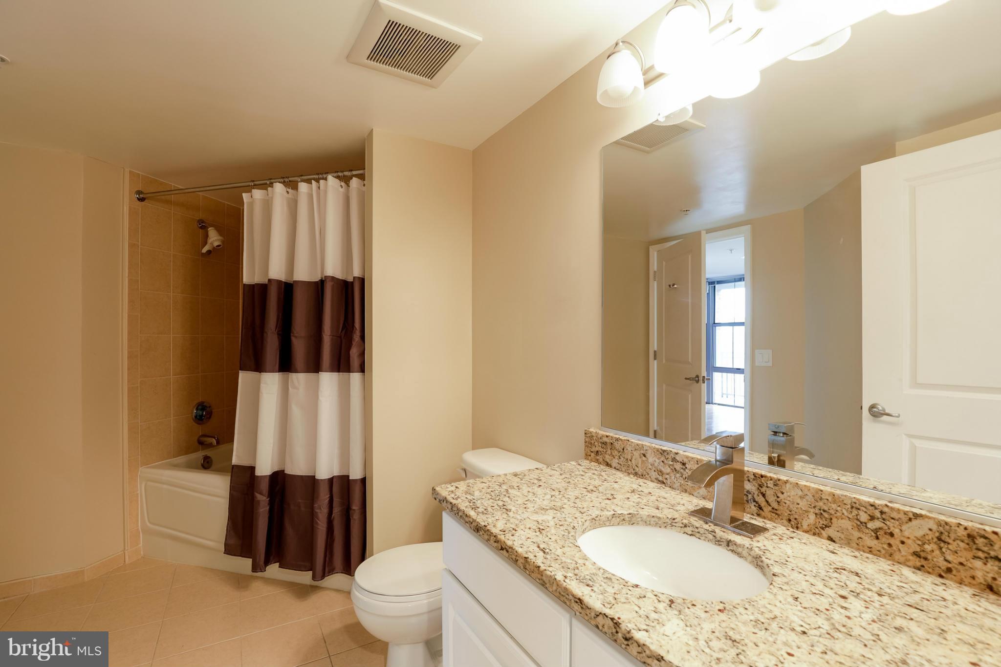 CARLTON HOUSE - Residential