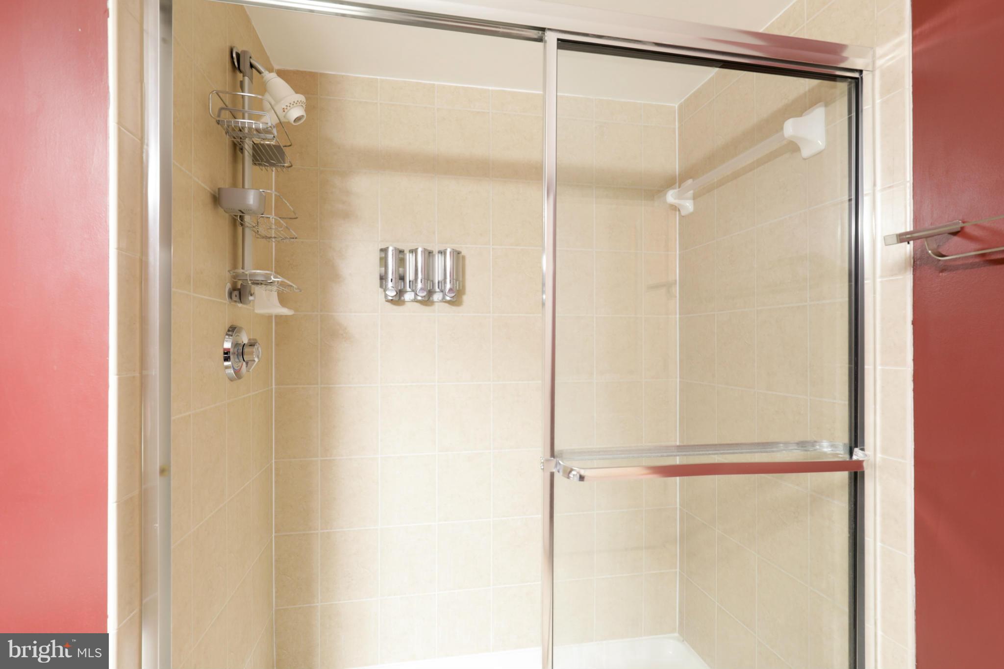 CARLTON HOUSE - Residential