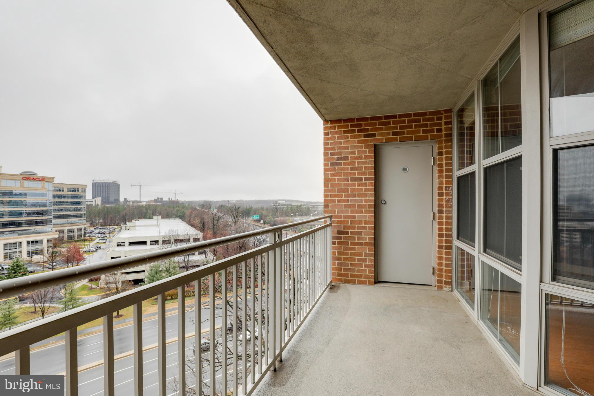 CARLTON HOUSE - Residential