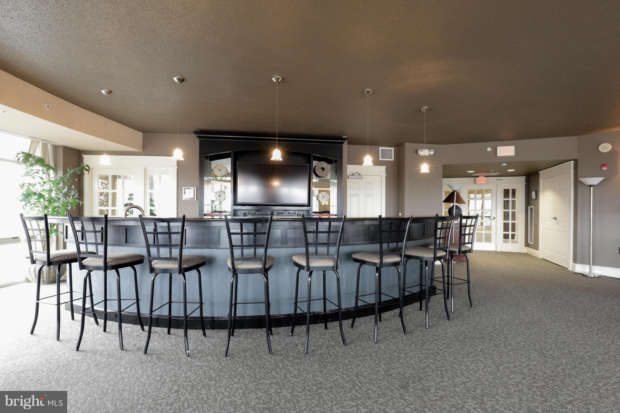 CARLTON HOUSE - Residential