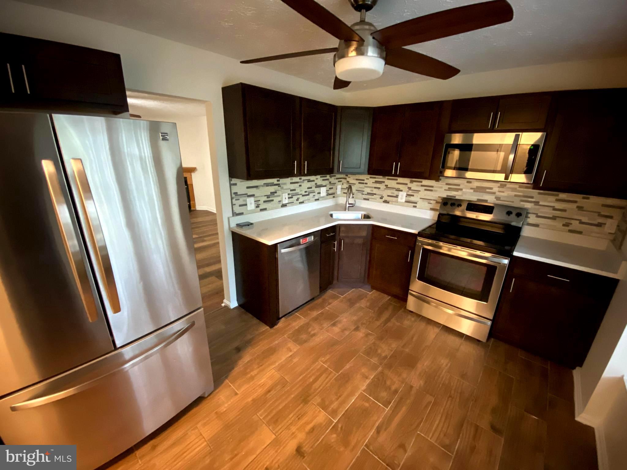 KETTERING BY THE PARK II - Residential Lease