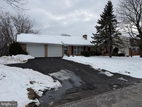 44 KINGSTON DR L-0014 PALMYRA PA 17078