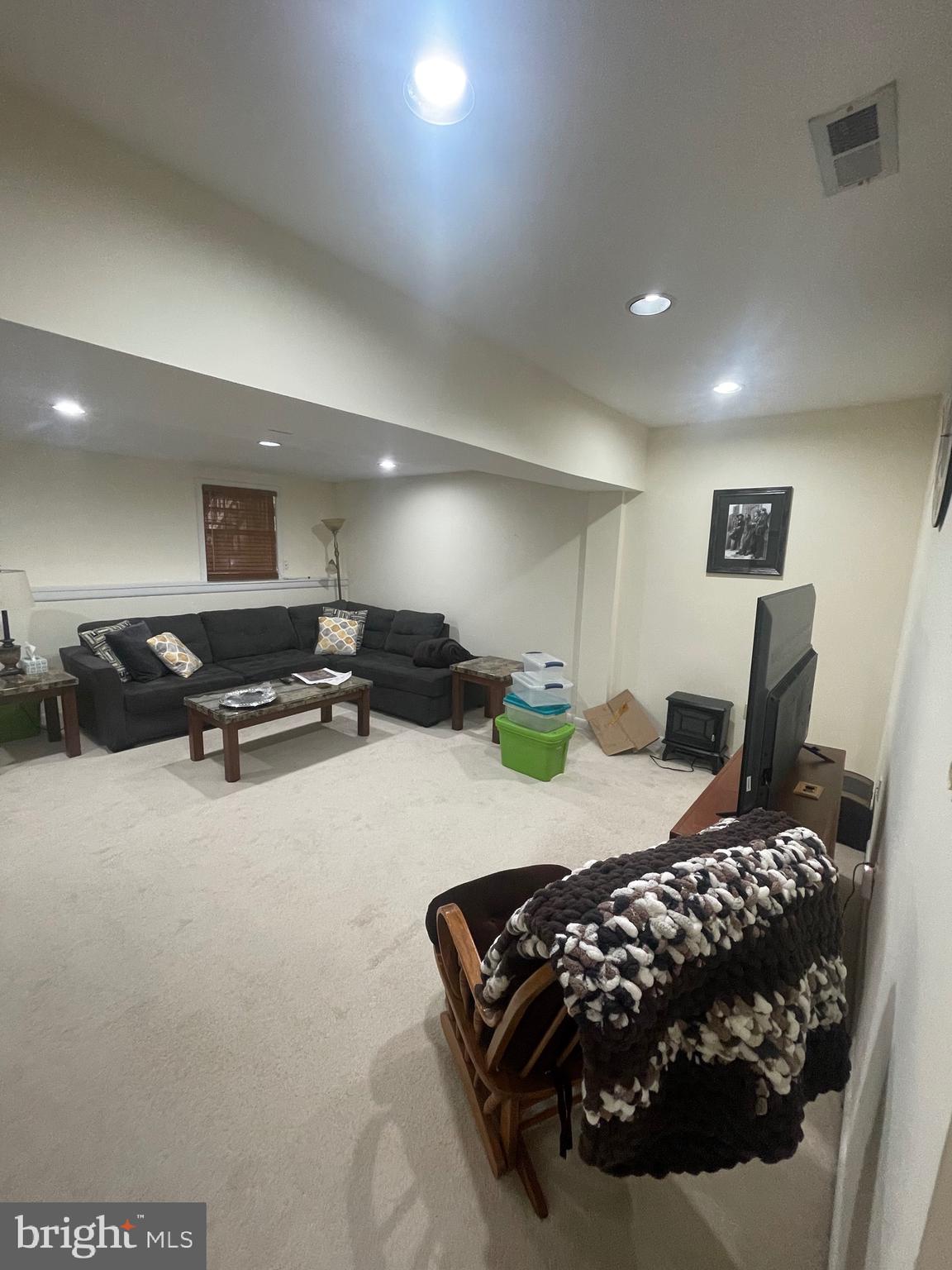 BALLENGER CREEK - Residential Lease