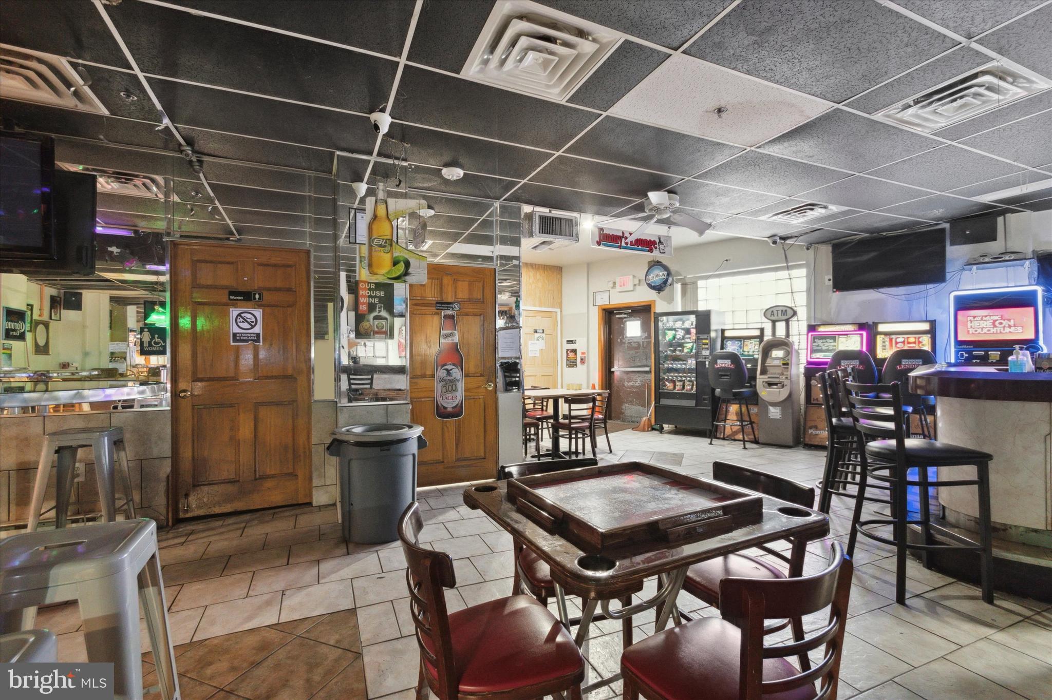 FELTONVILLE - Commercial Sale