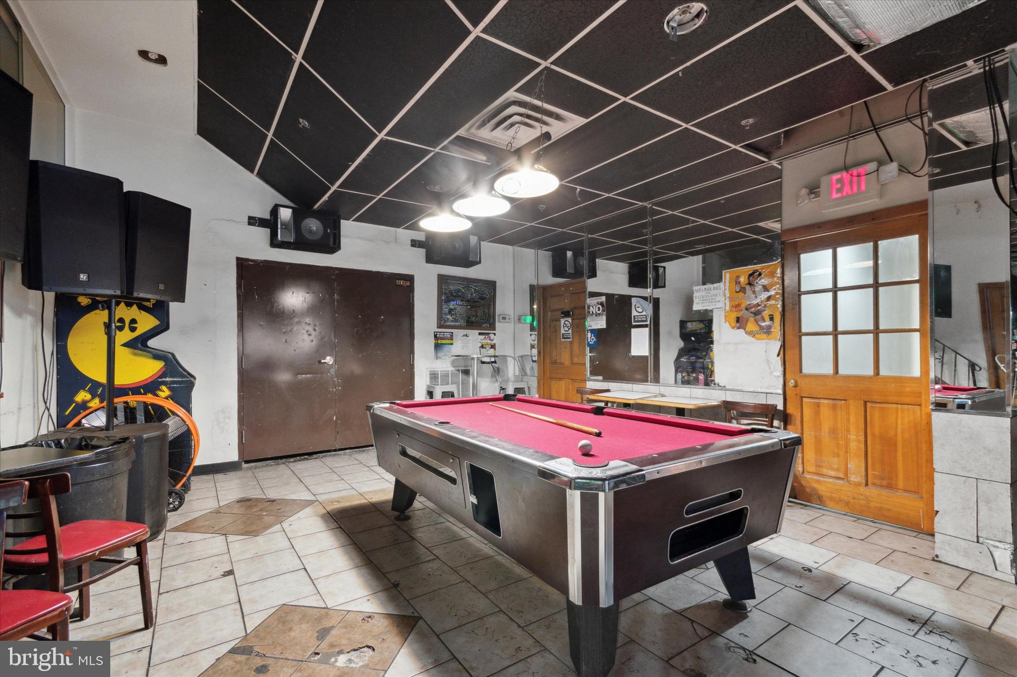 FELTONVILLE - Commercial Sale