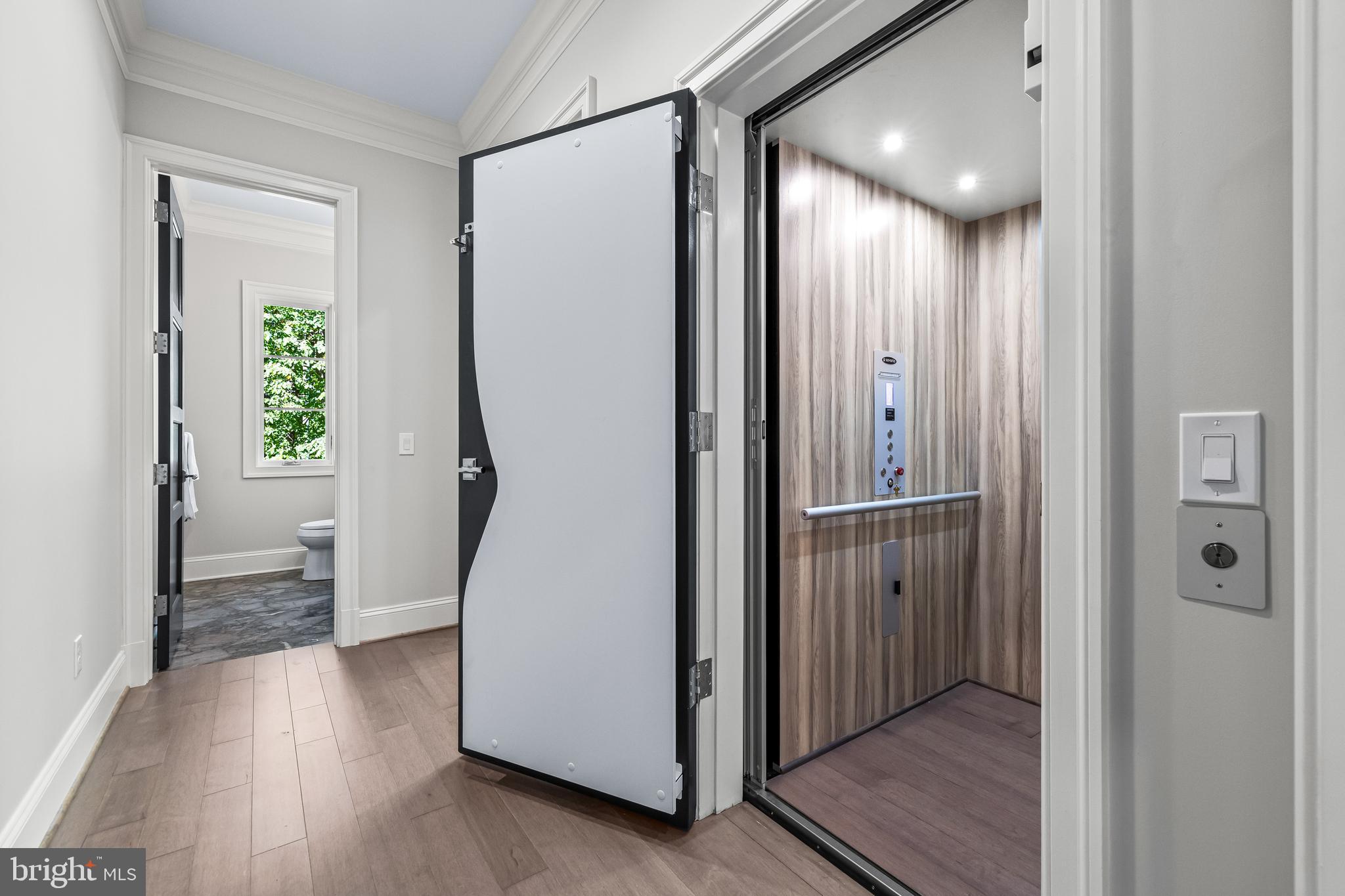 GREEN SPRING VALLEY - Residential