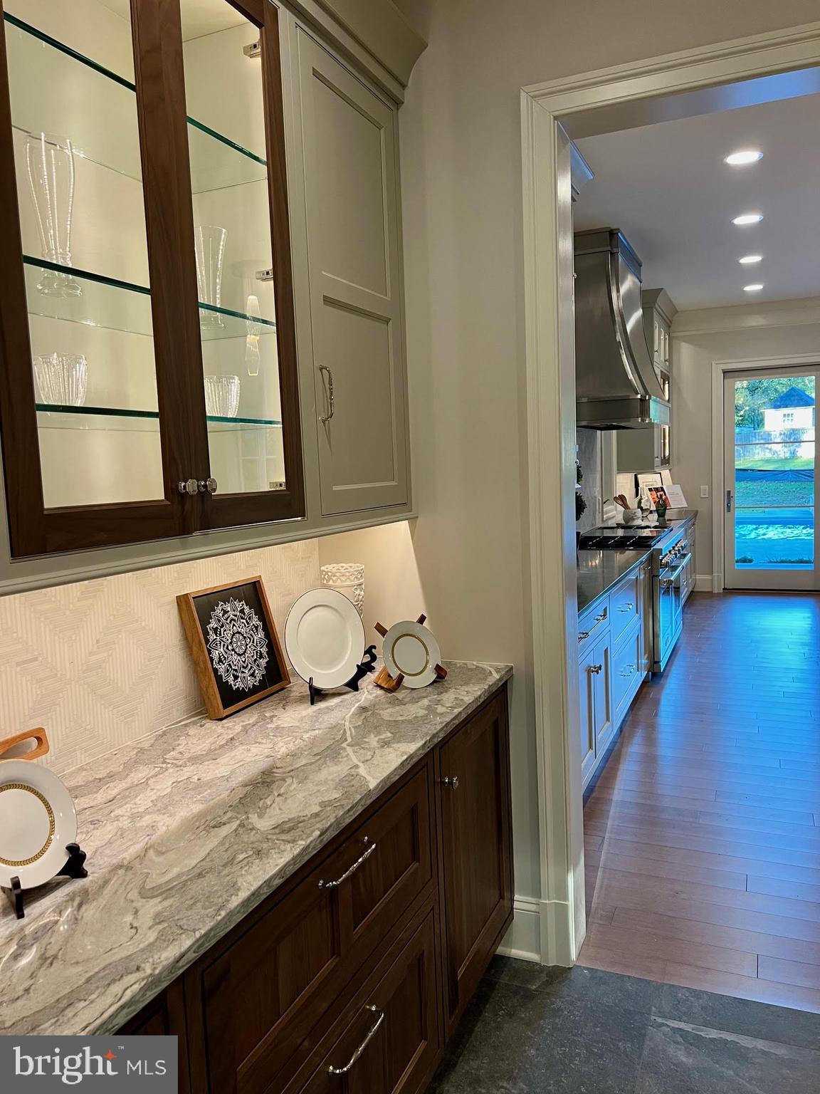 GREEN SPRING VALLEY - Residential