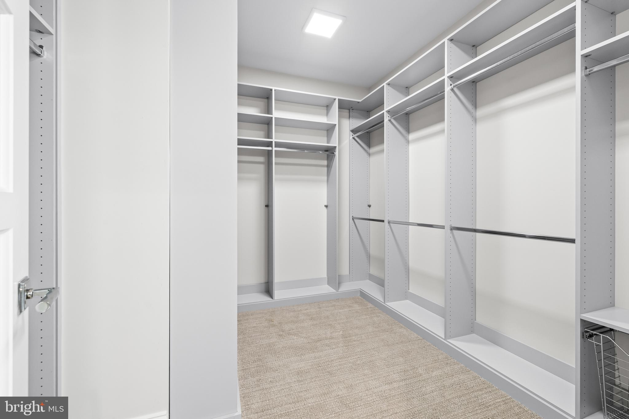 GREEN SPRING VALLEY - Residential