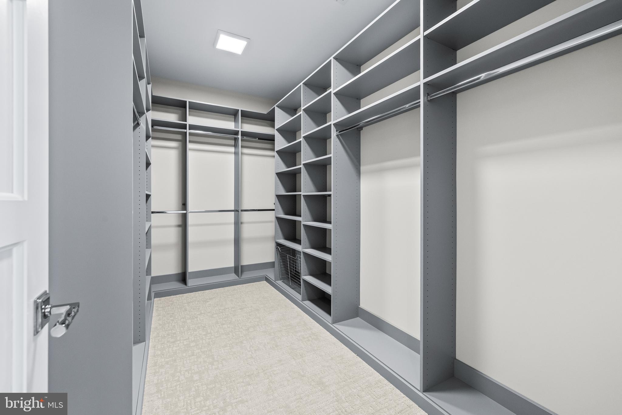 GREEN SPRING VALLEY - Residential