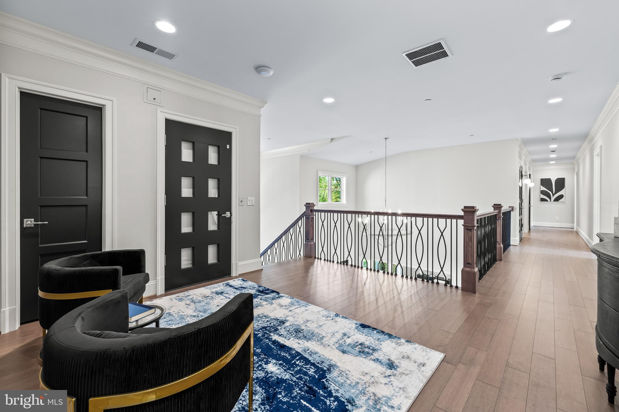 GREEN SPRING VALLEY - Residential